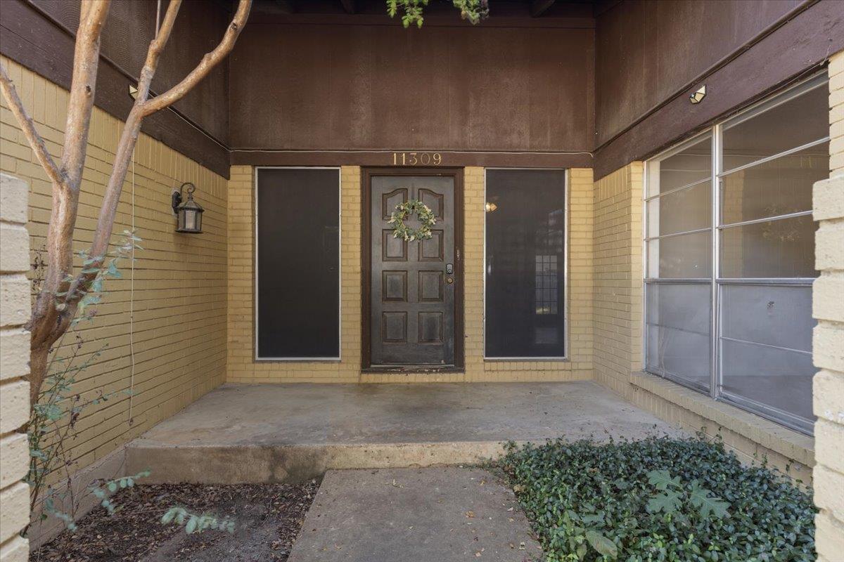 11309  January Dr, photo 6