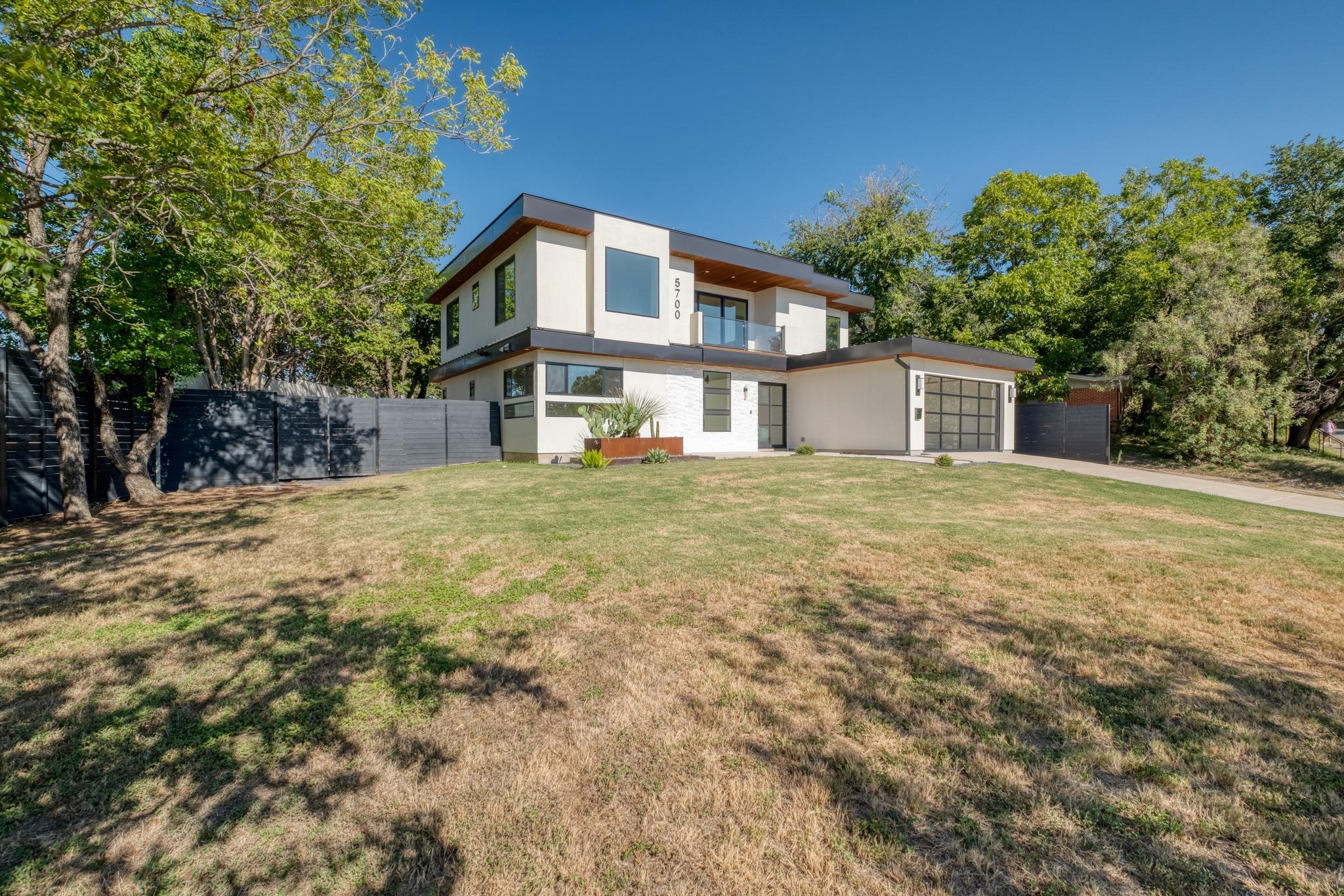 5700  LOUISE Ln, photo 2
