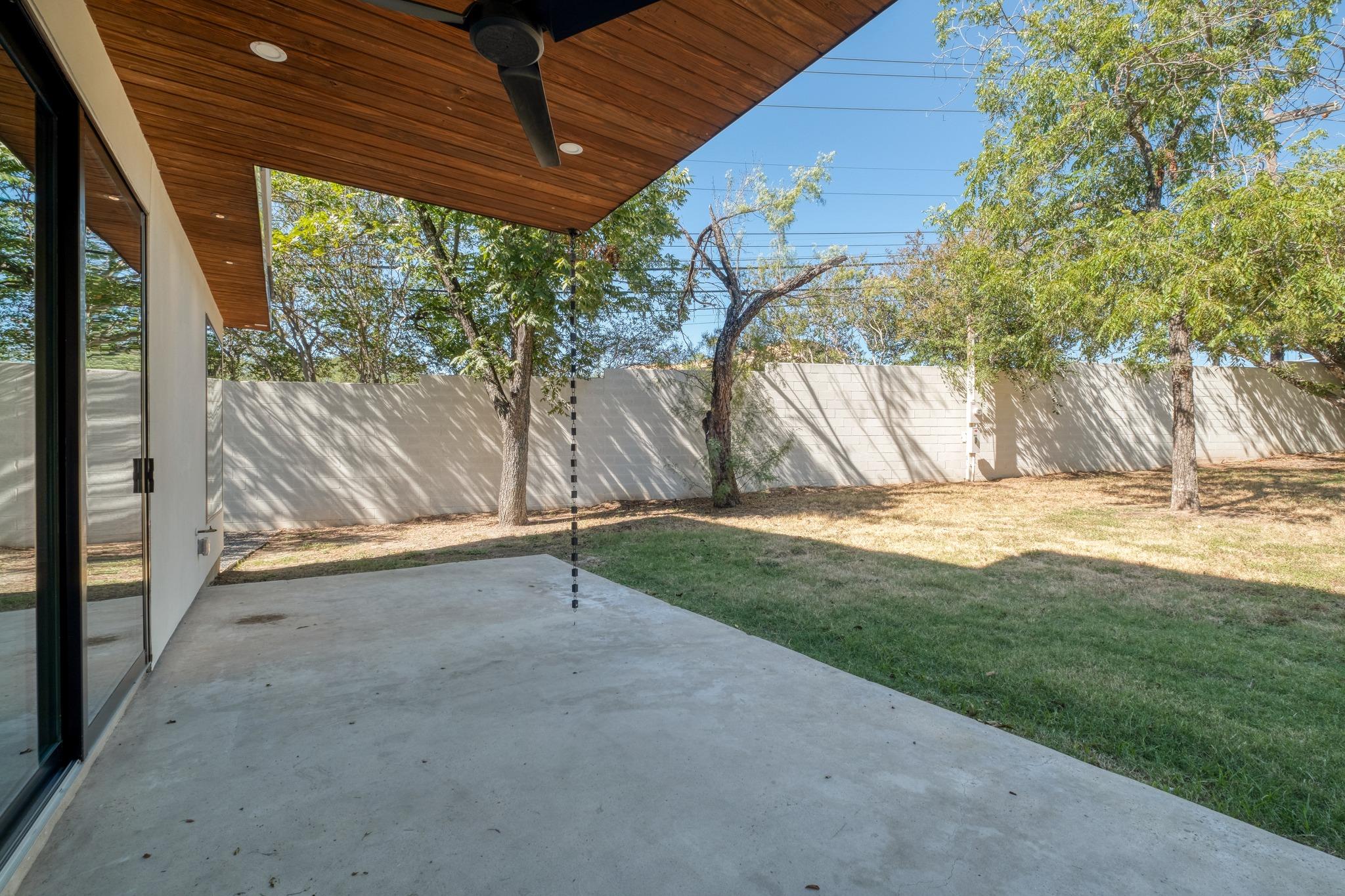 5700  LOUISE Ln, photo 6