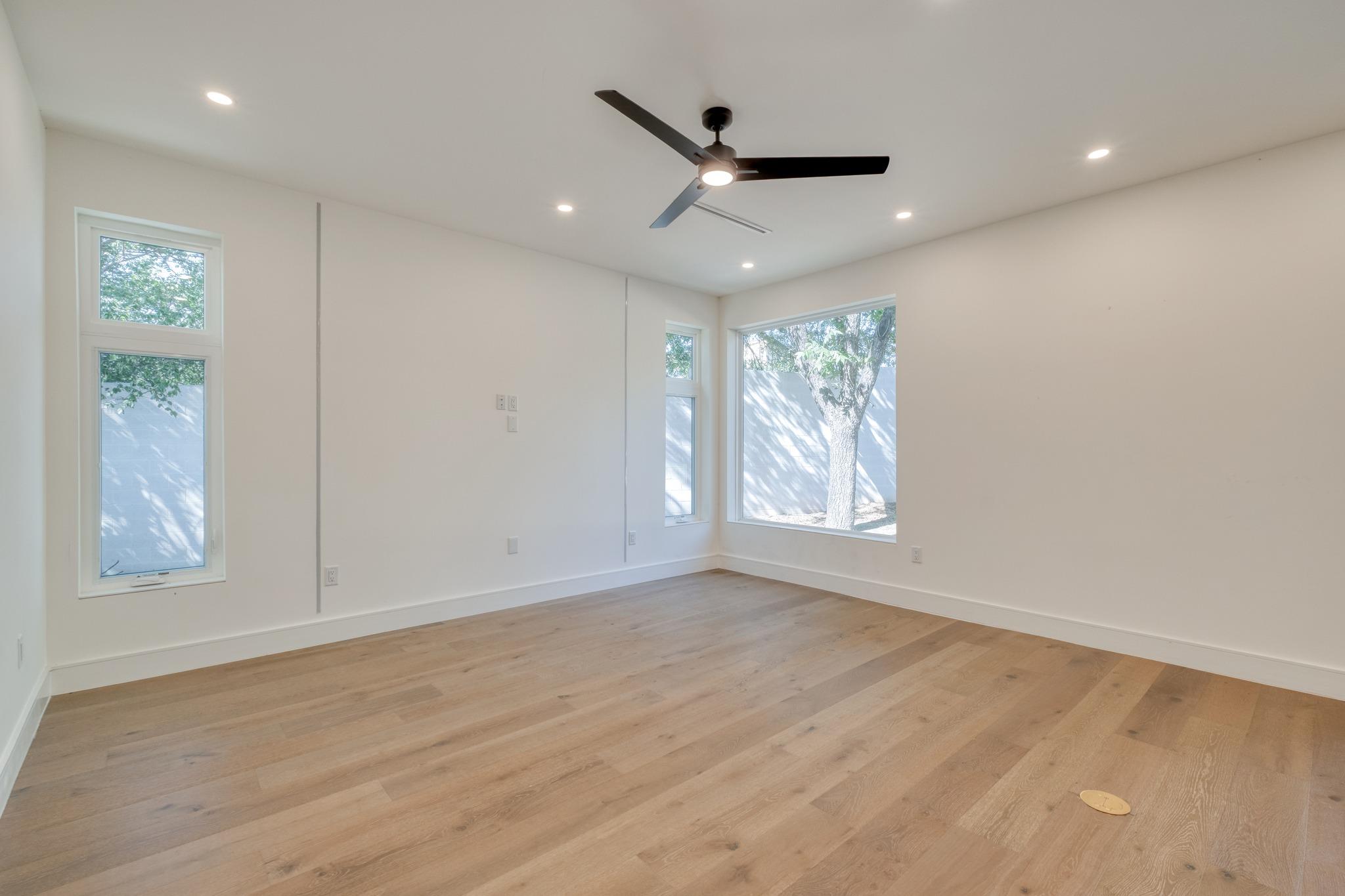 5700  LOUISE Ln, photo 10
