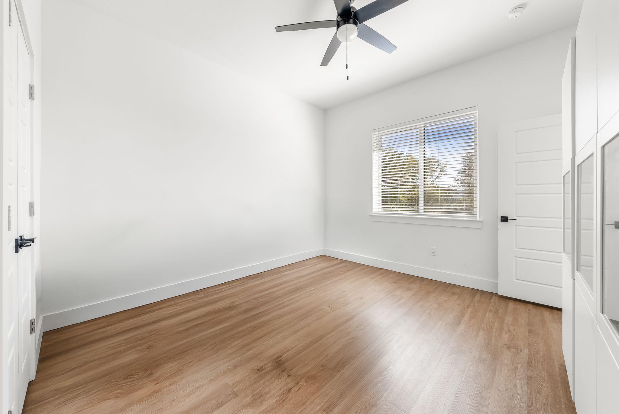 1811  Webberville Rd  #1307, photo 12
