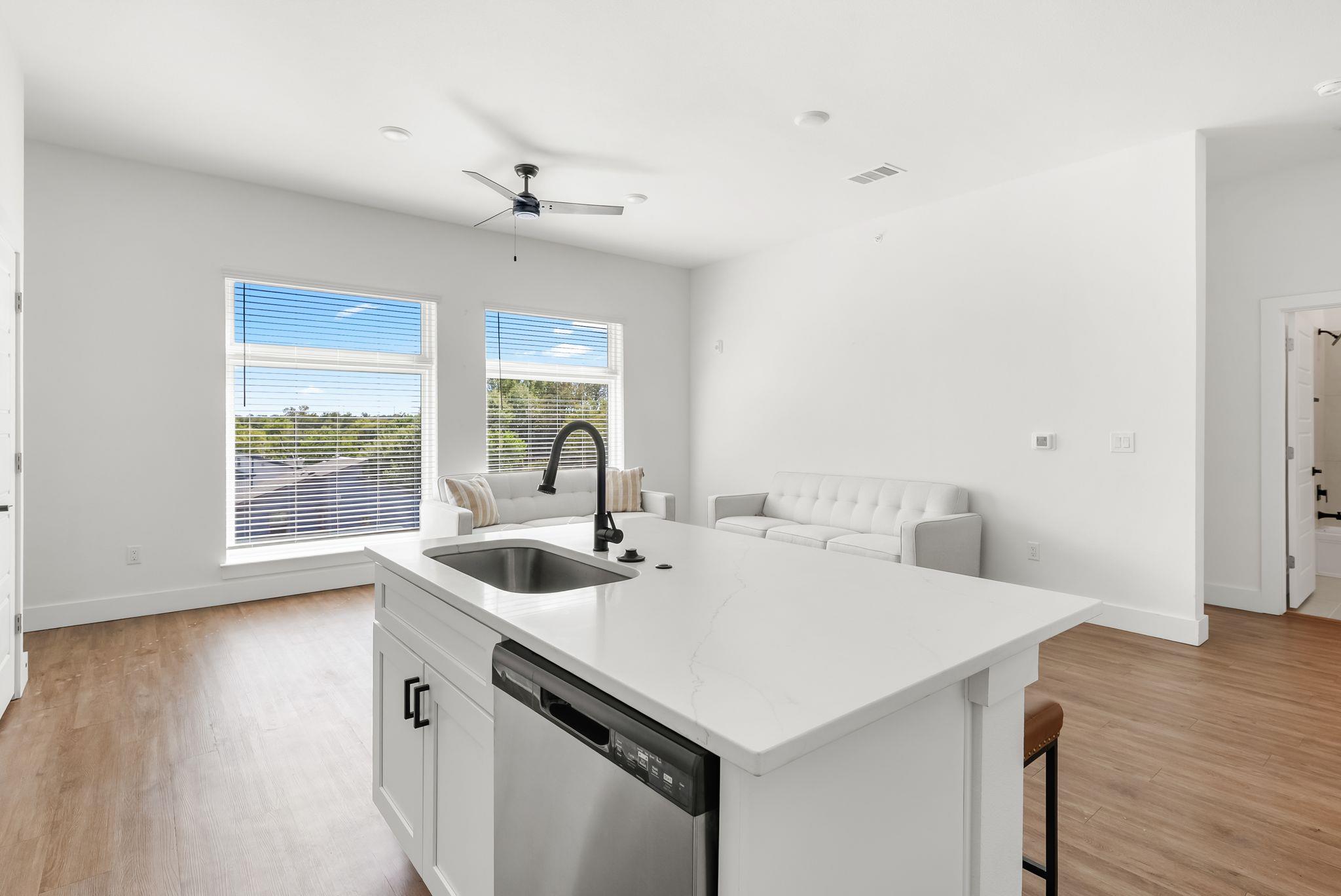 1811  Webberville Rd  #1307, photo 5