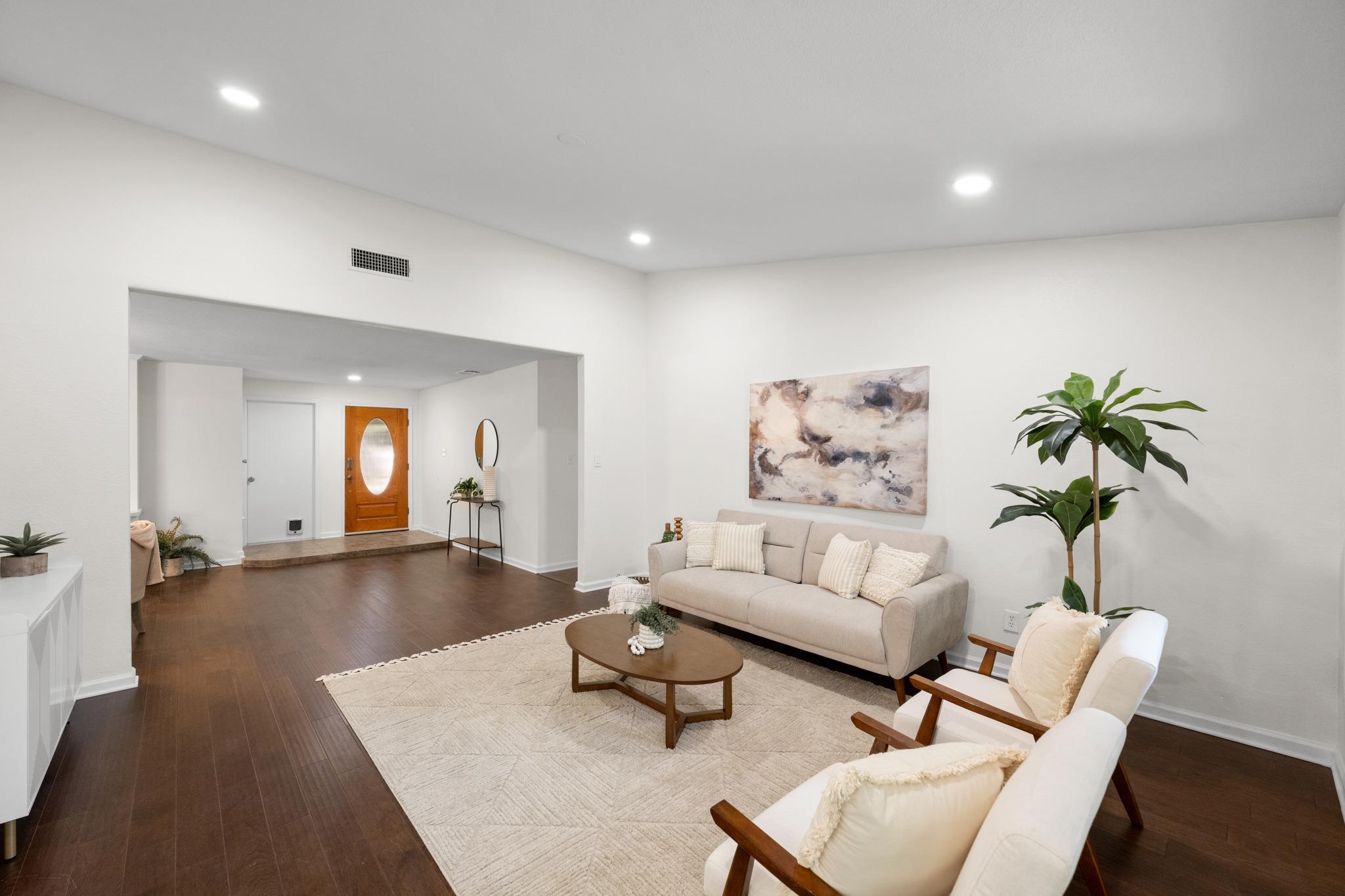 5109  Fort Mason Dr, photo 2