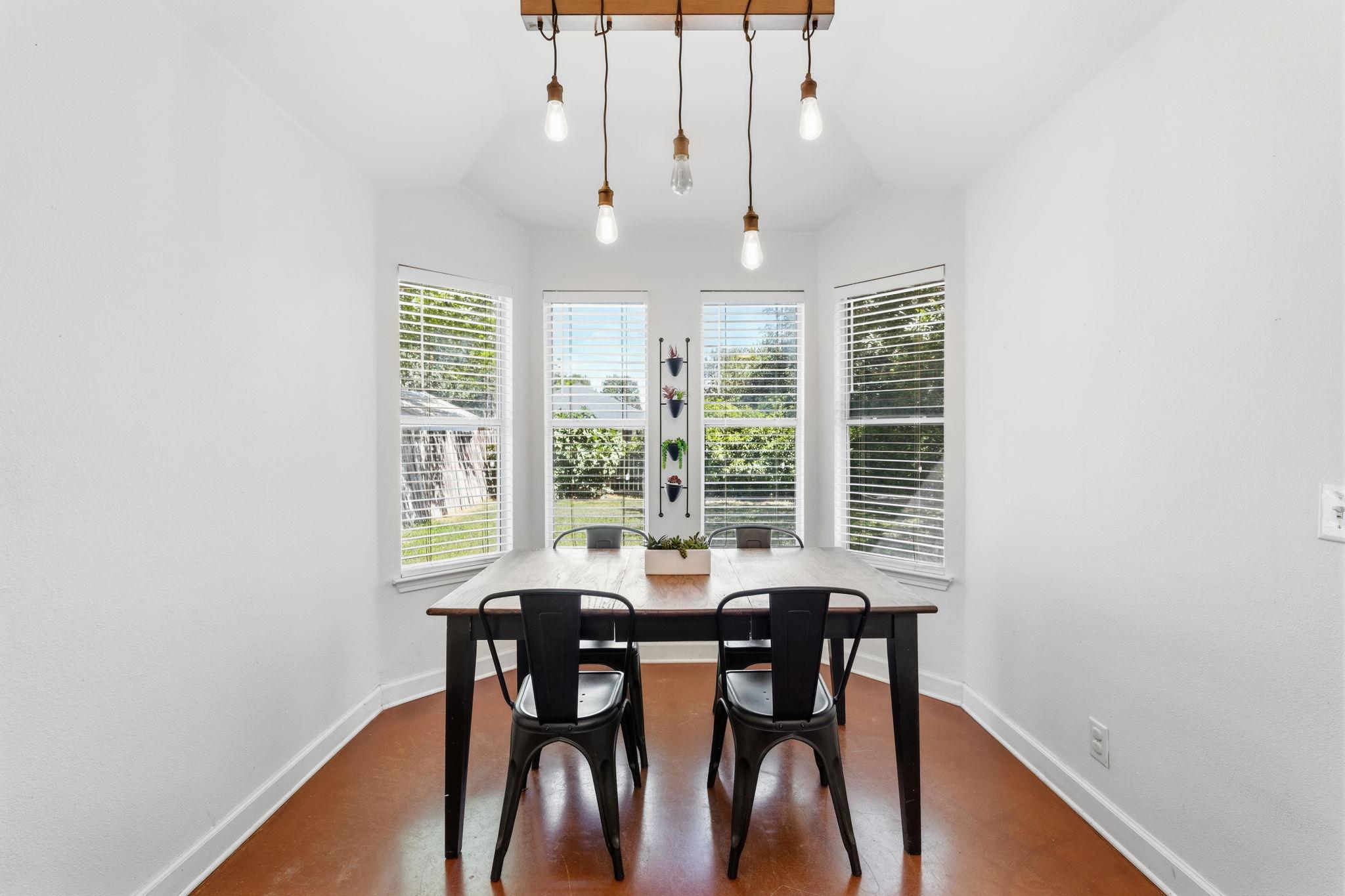 130  Riley Cv, photo 9