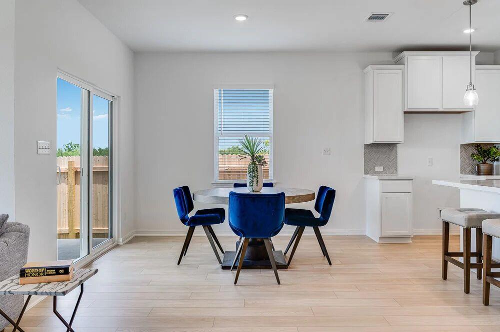 207  Crumpton Way, photo 7