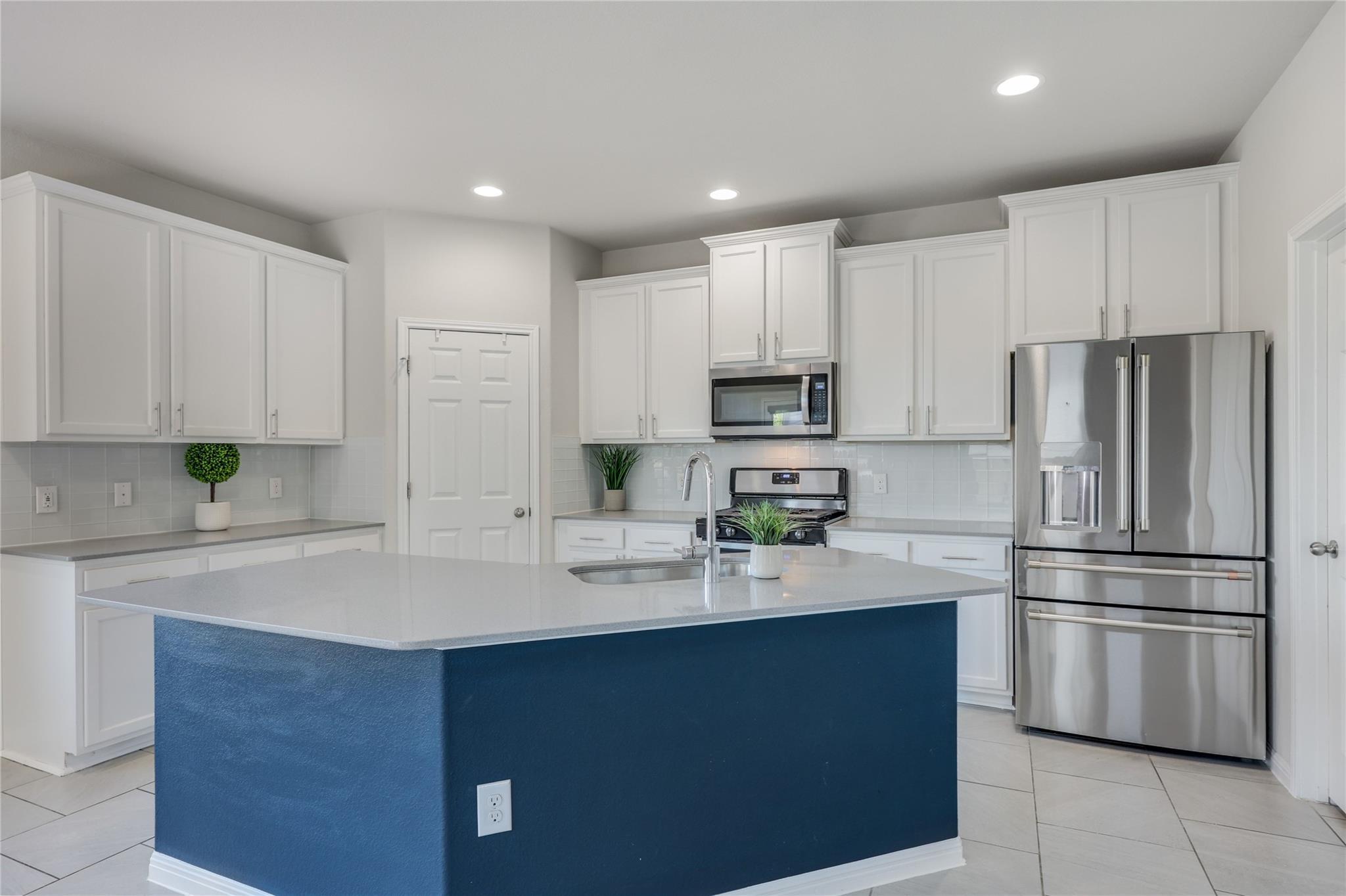 913  Boatswain Way  #195, photo 3