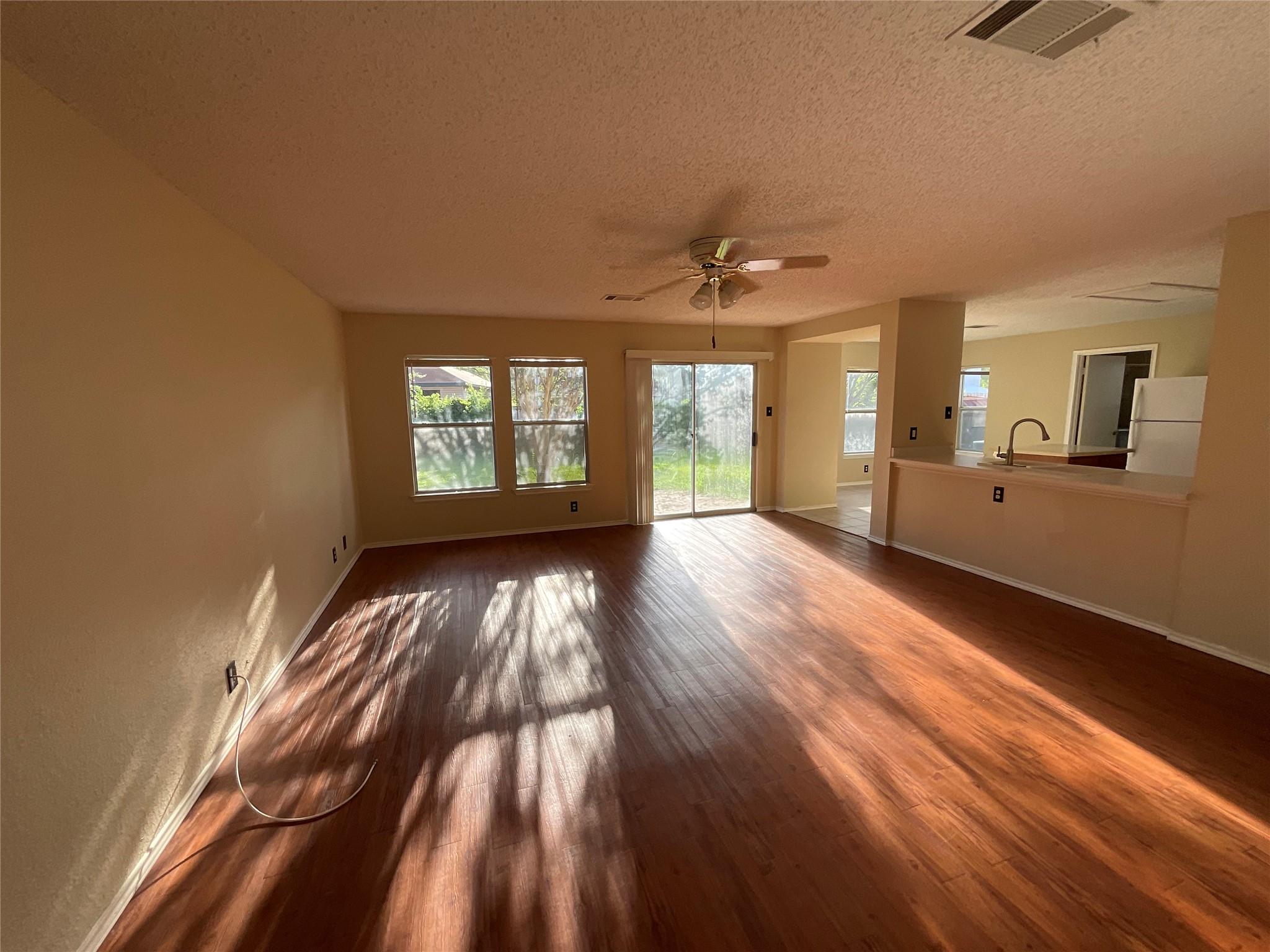 1172  Southern Pl, photo 7