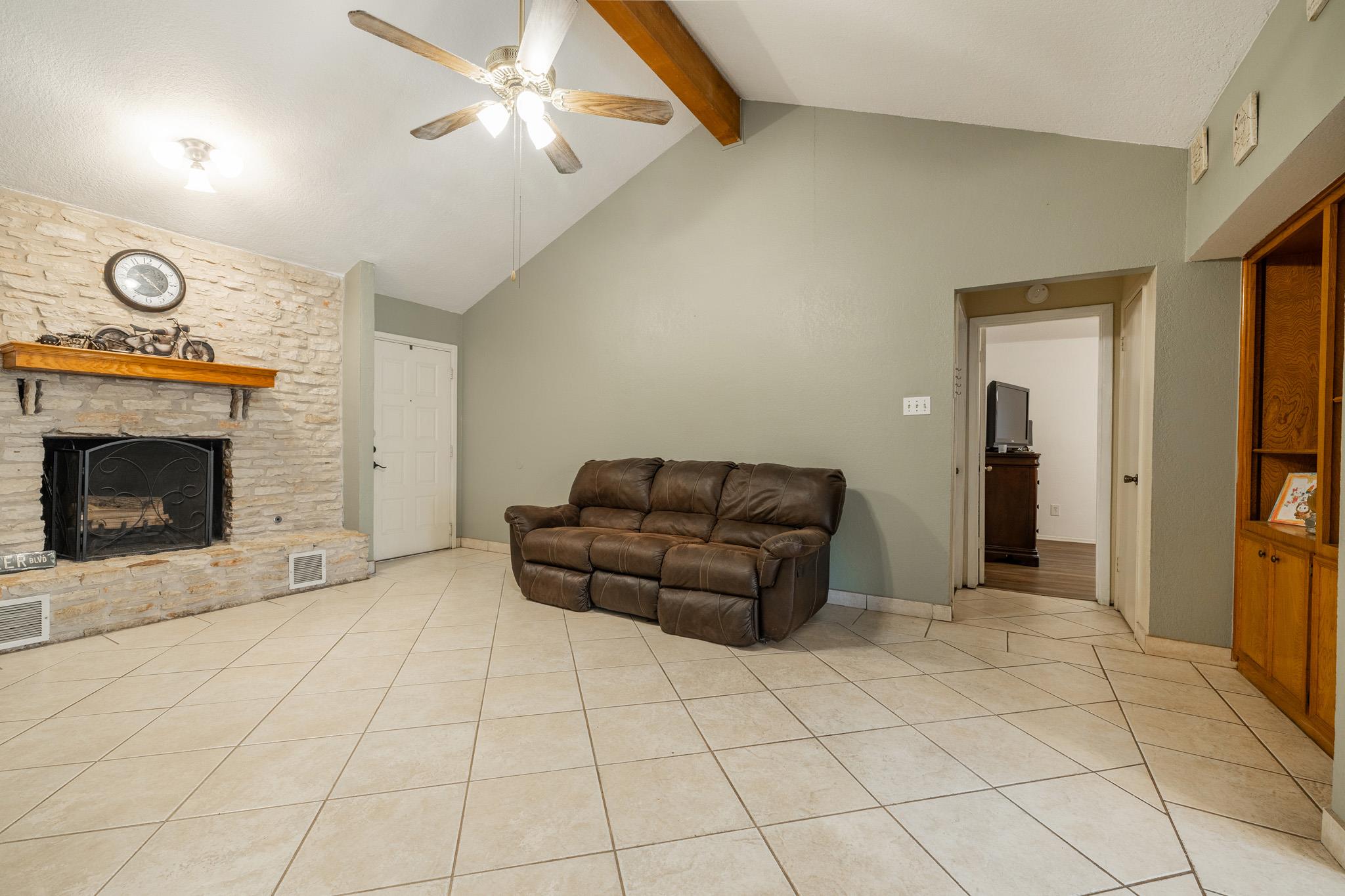 1713  Parkside Cir, photo 3