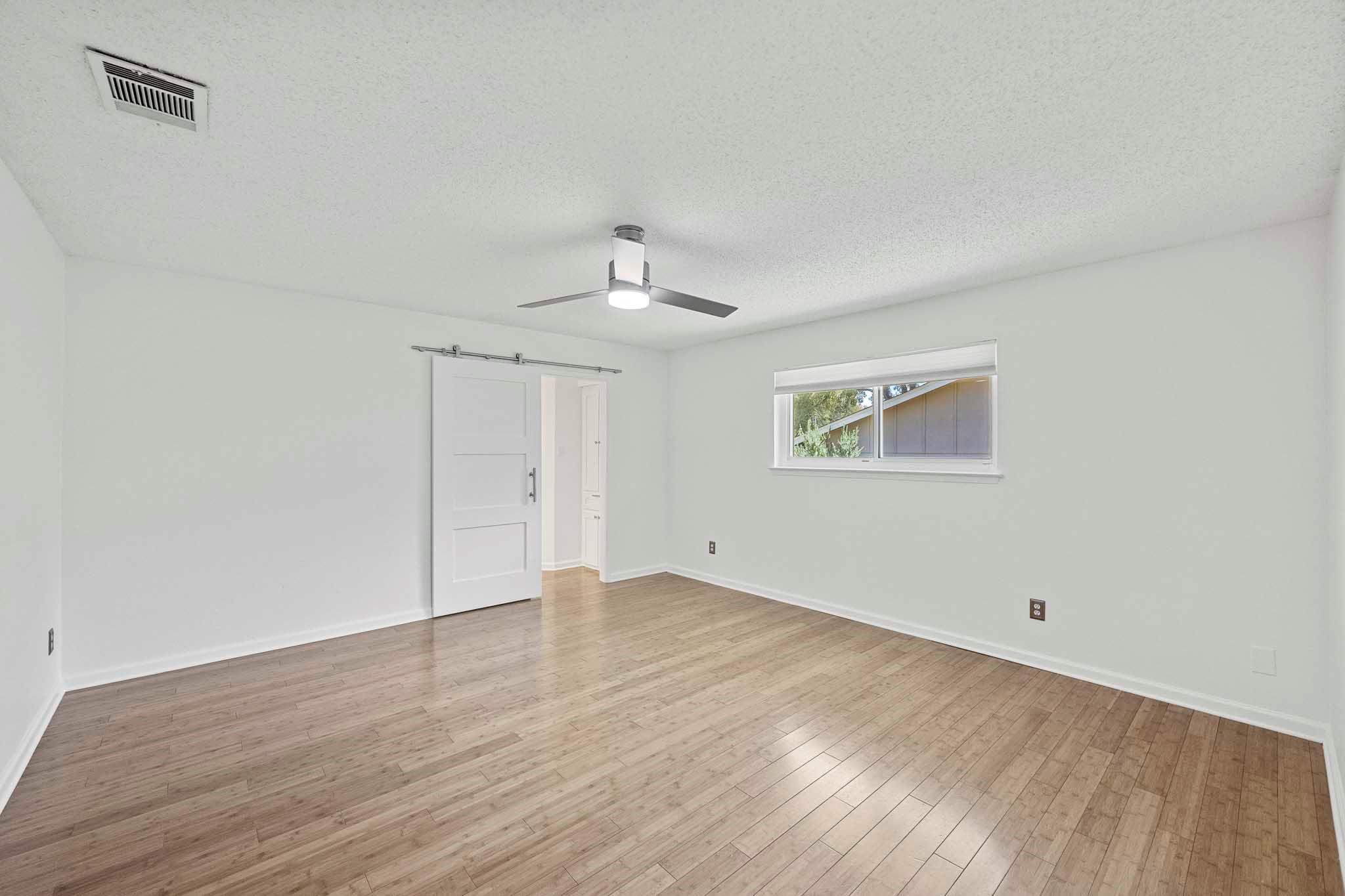 2717  Charlesworth Dr, photo 12