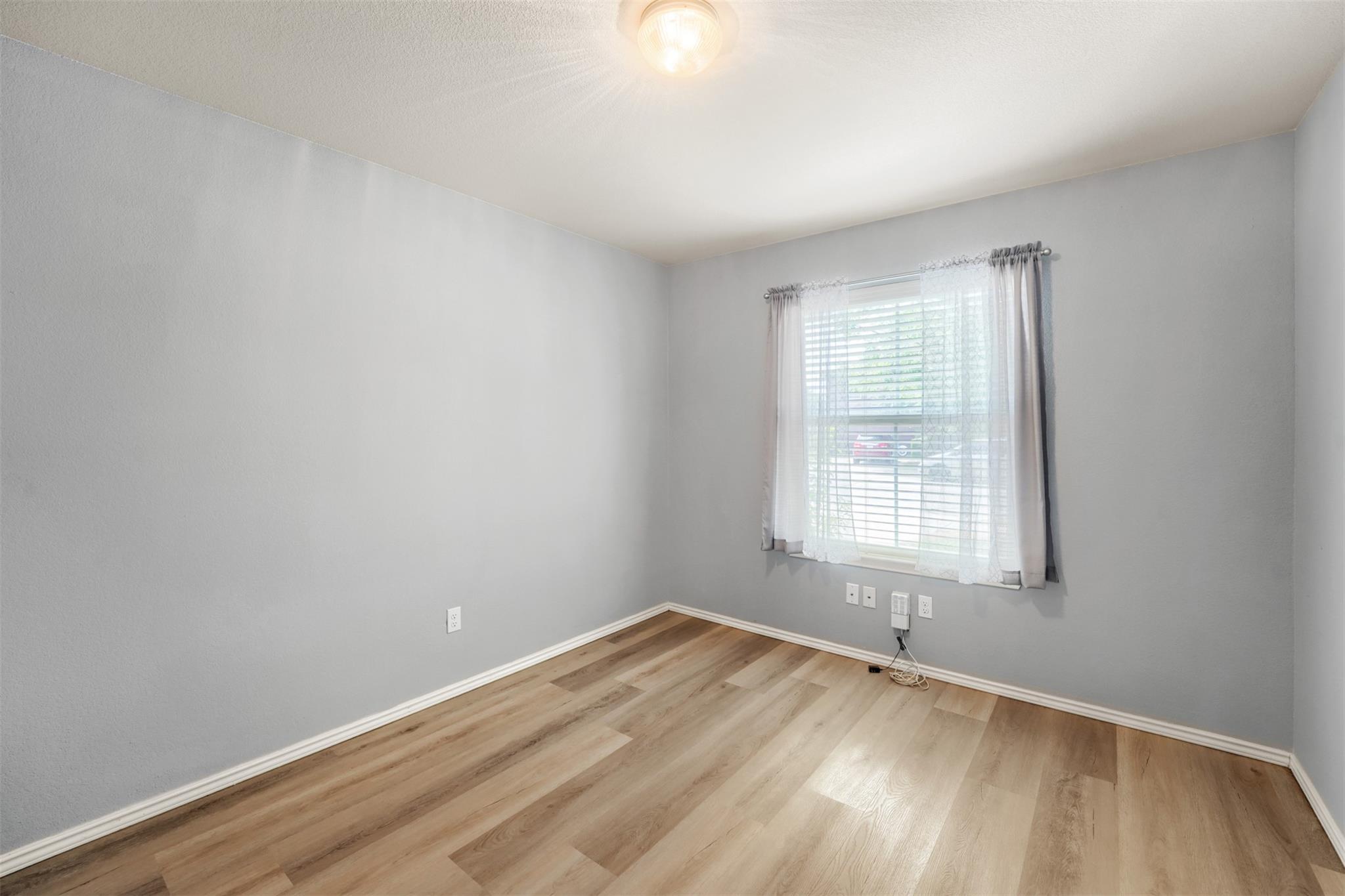13200  Ring Dr, photo 10