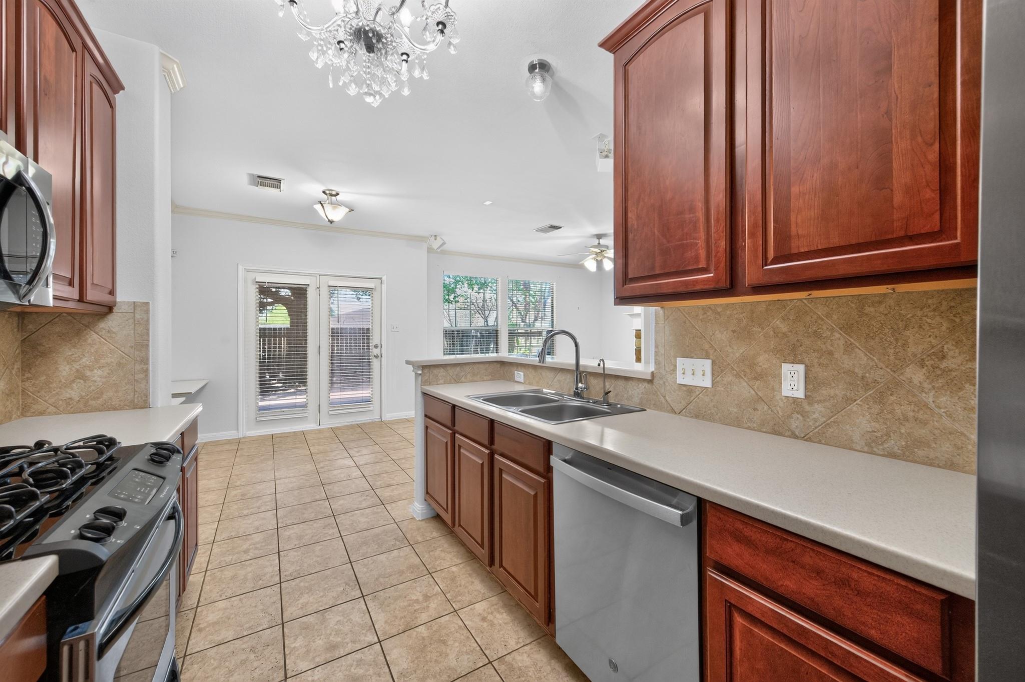 1101 E Parmer Ln  #217, photo 12
