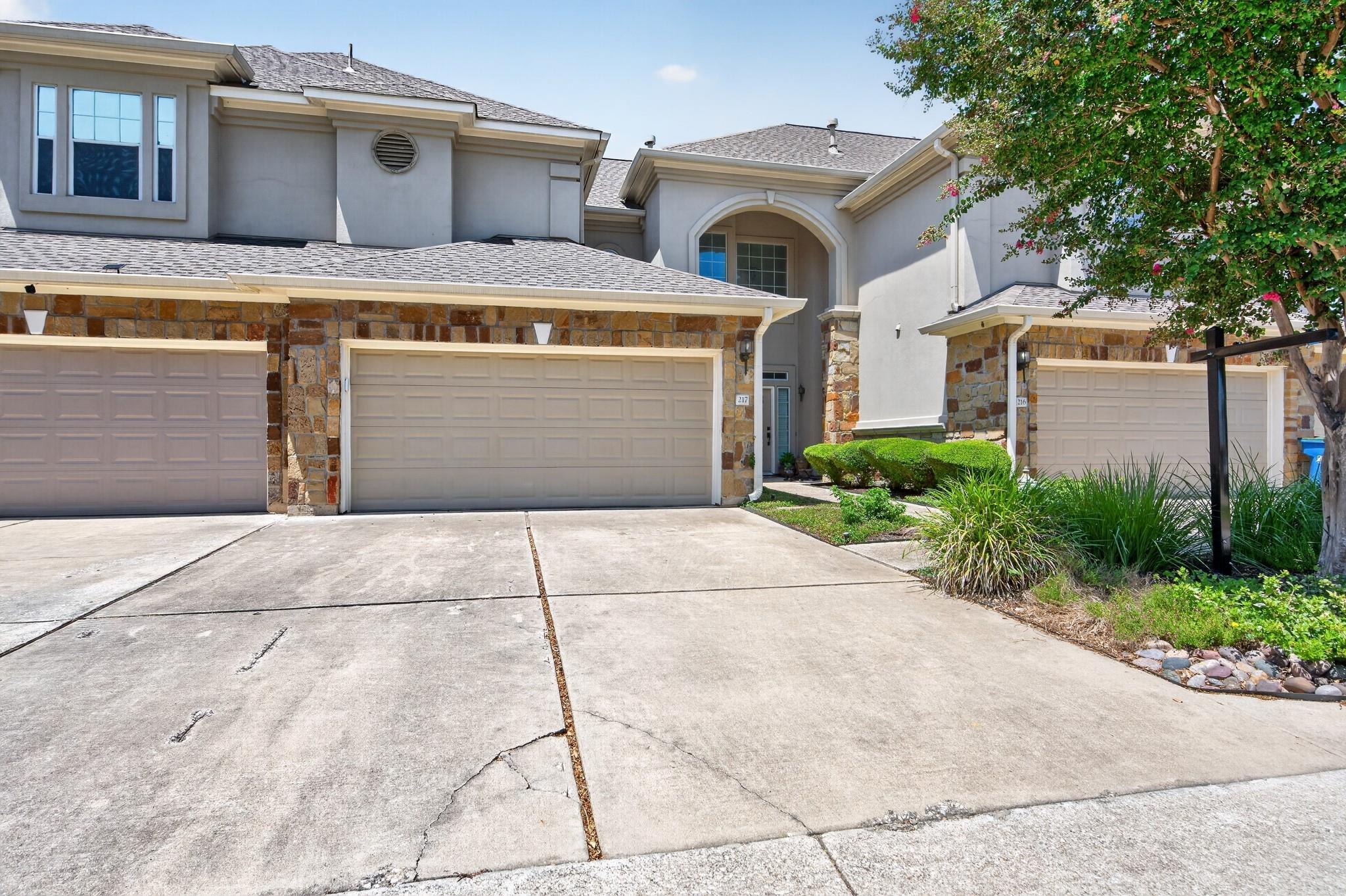 1101 E Parmer Ln  #217, photo 3