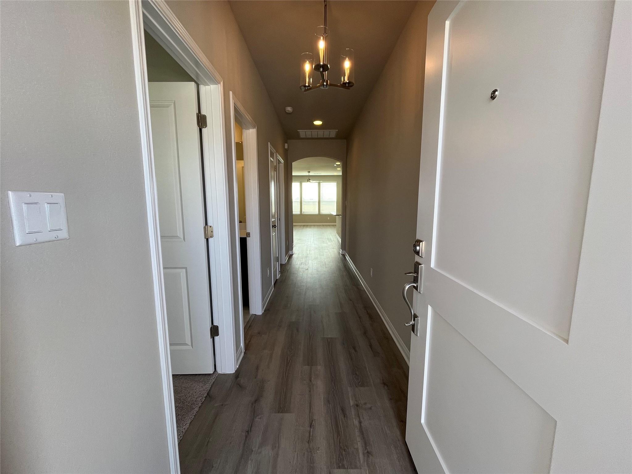 5305 Ovile St photo 11