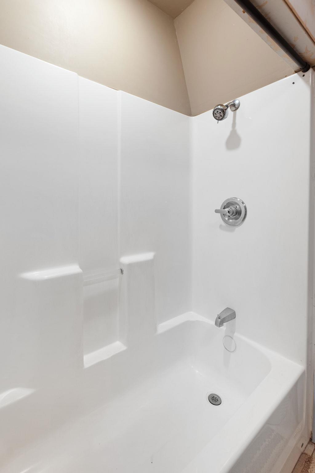 916  Apache Dr, photo 12