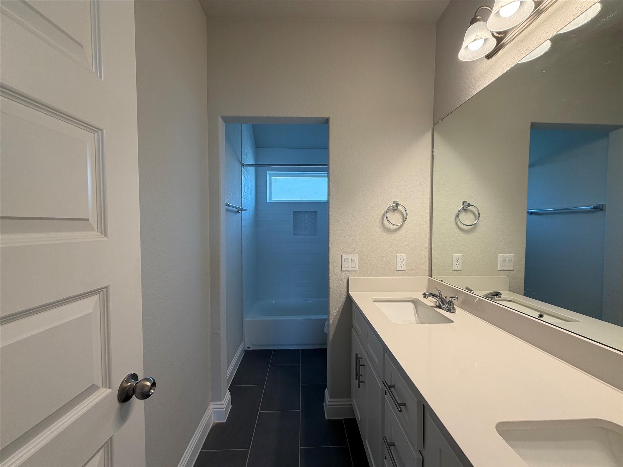 124  Crescent St, photo 12
