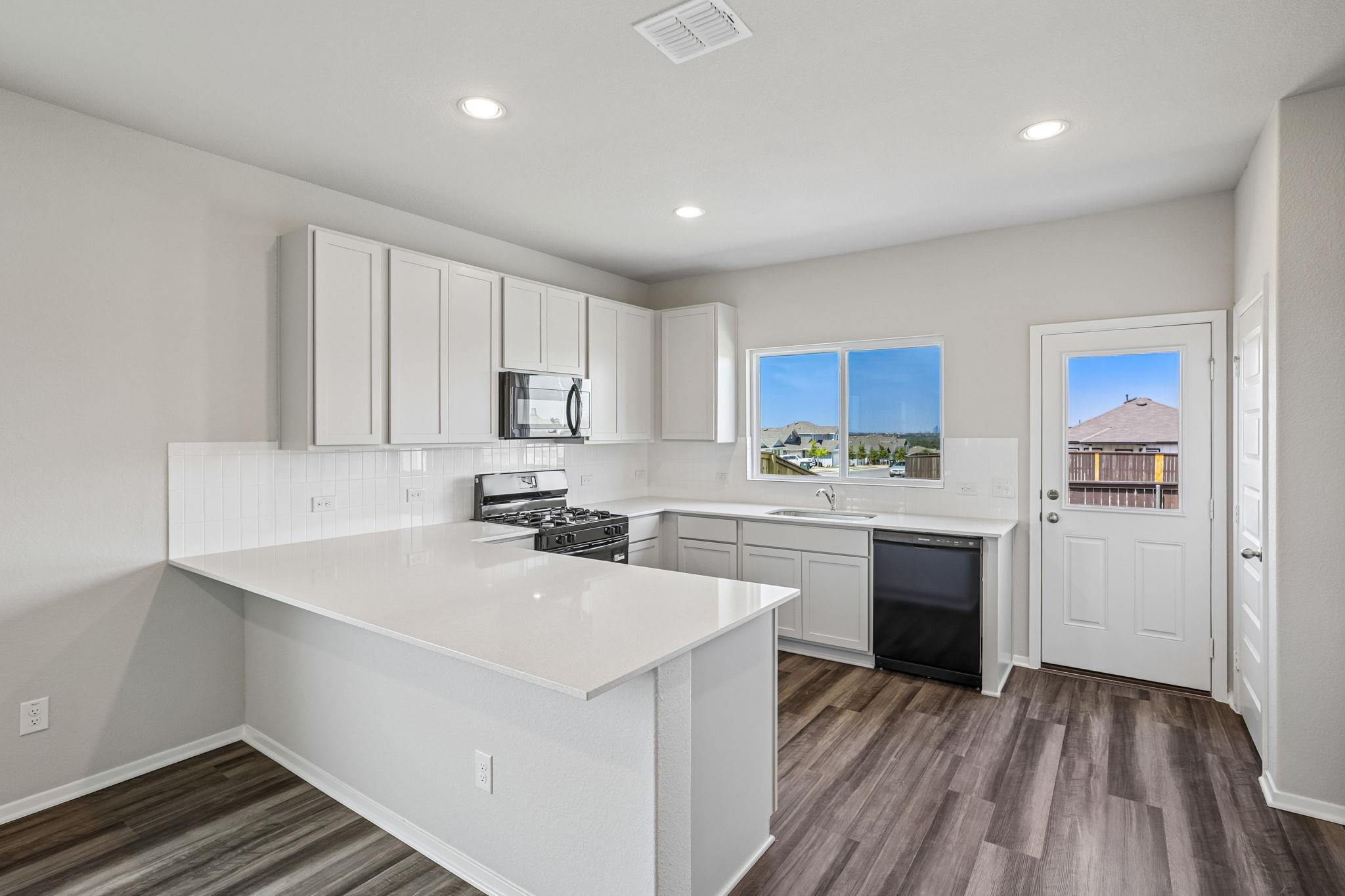 5600  San Pietro Dr, photo 4