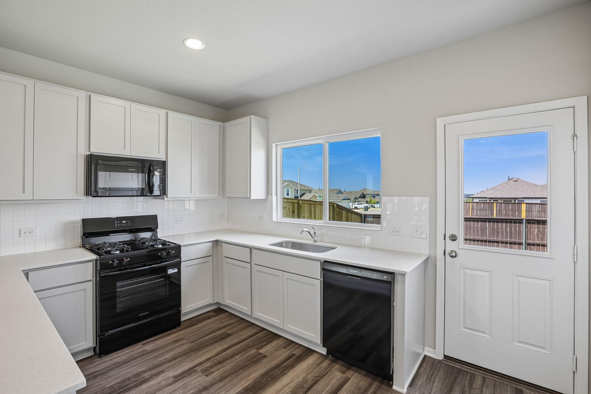 5600  San Pietro Dr, photo 5