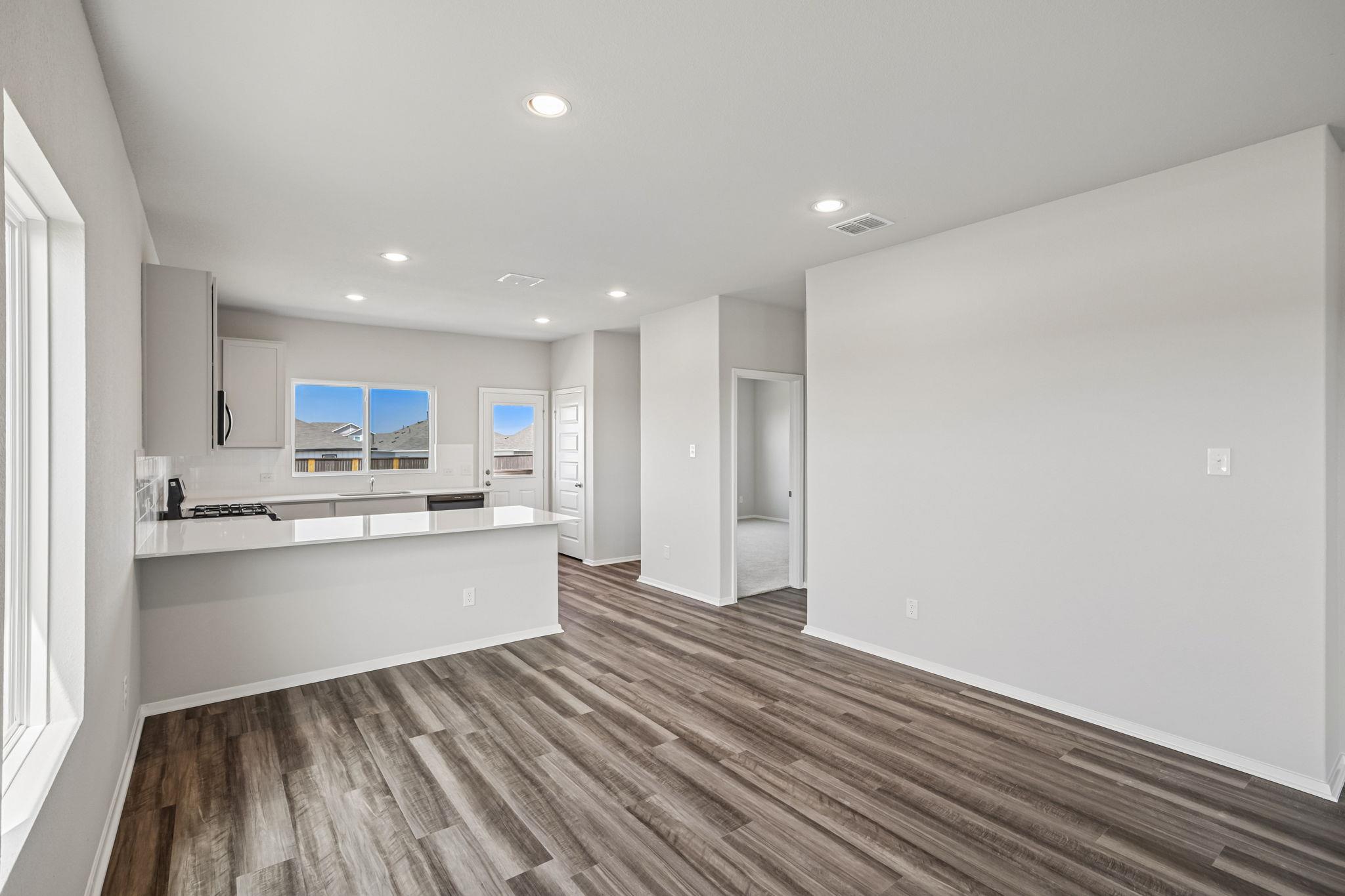 5600  San Pietro Dr, photo 9