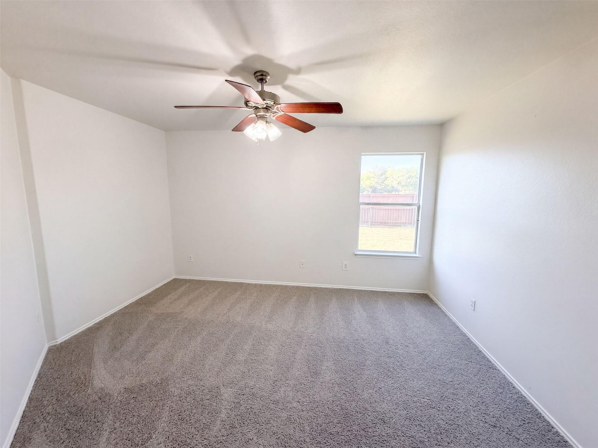 404  Timothy John Dr, photo 4