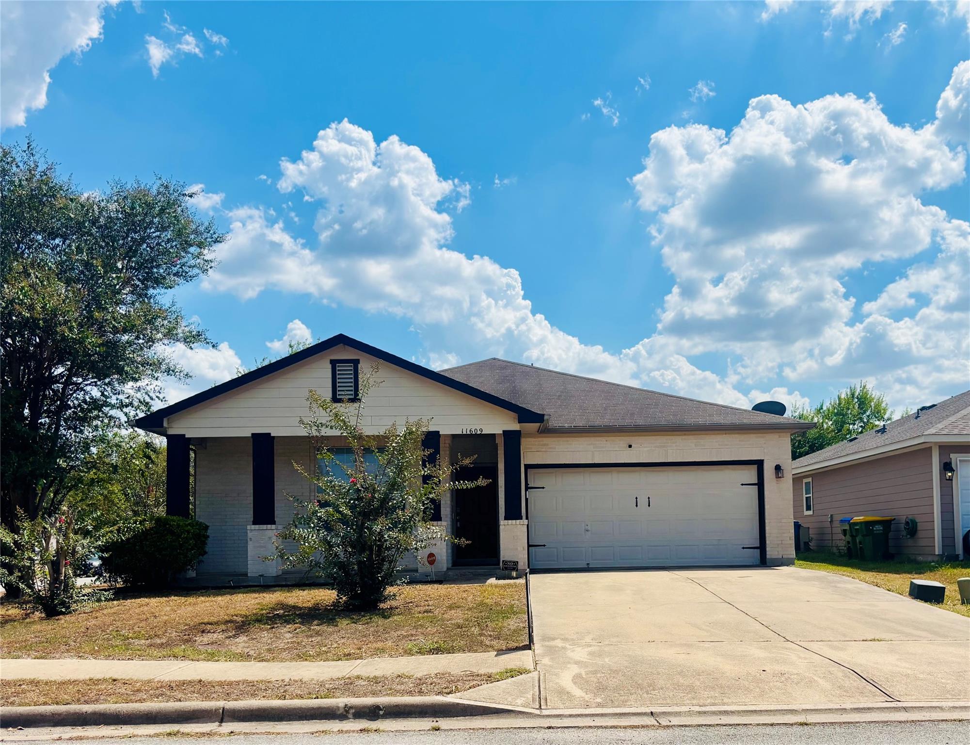 11609  Marshall St, photo 2