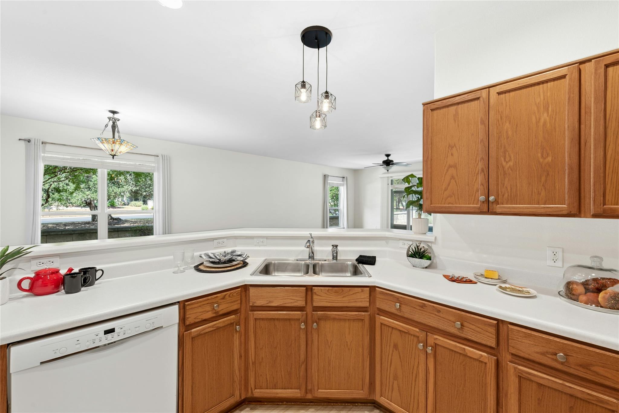 416  Summer Rd, photo 12