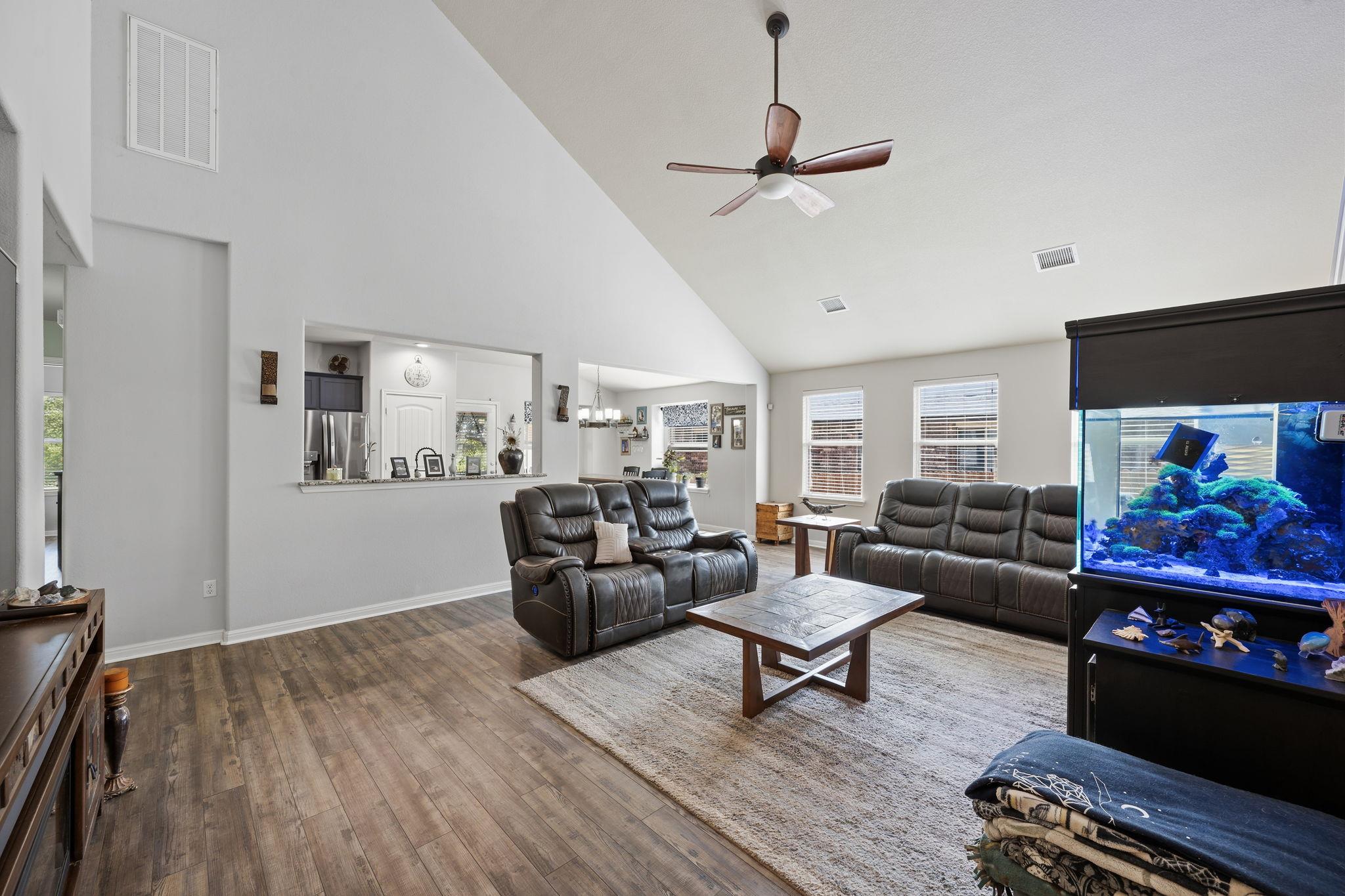 233  San Matteo St, photo 5