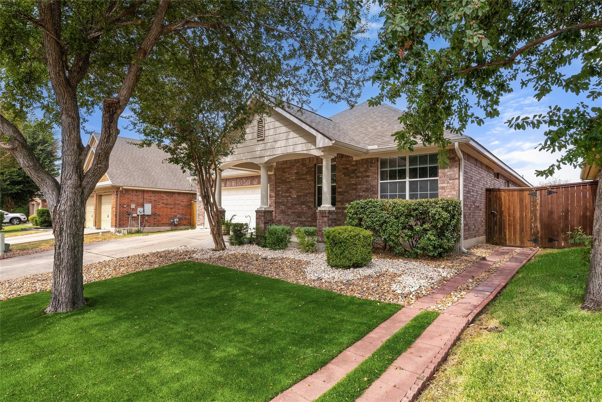 11512  Shadow Creek Dr, photo 3