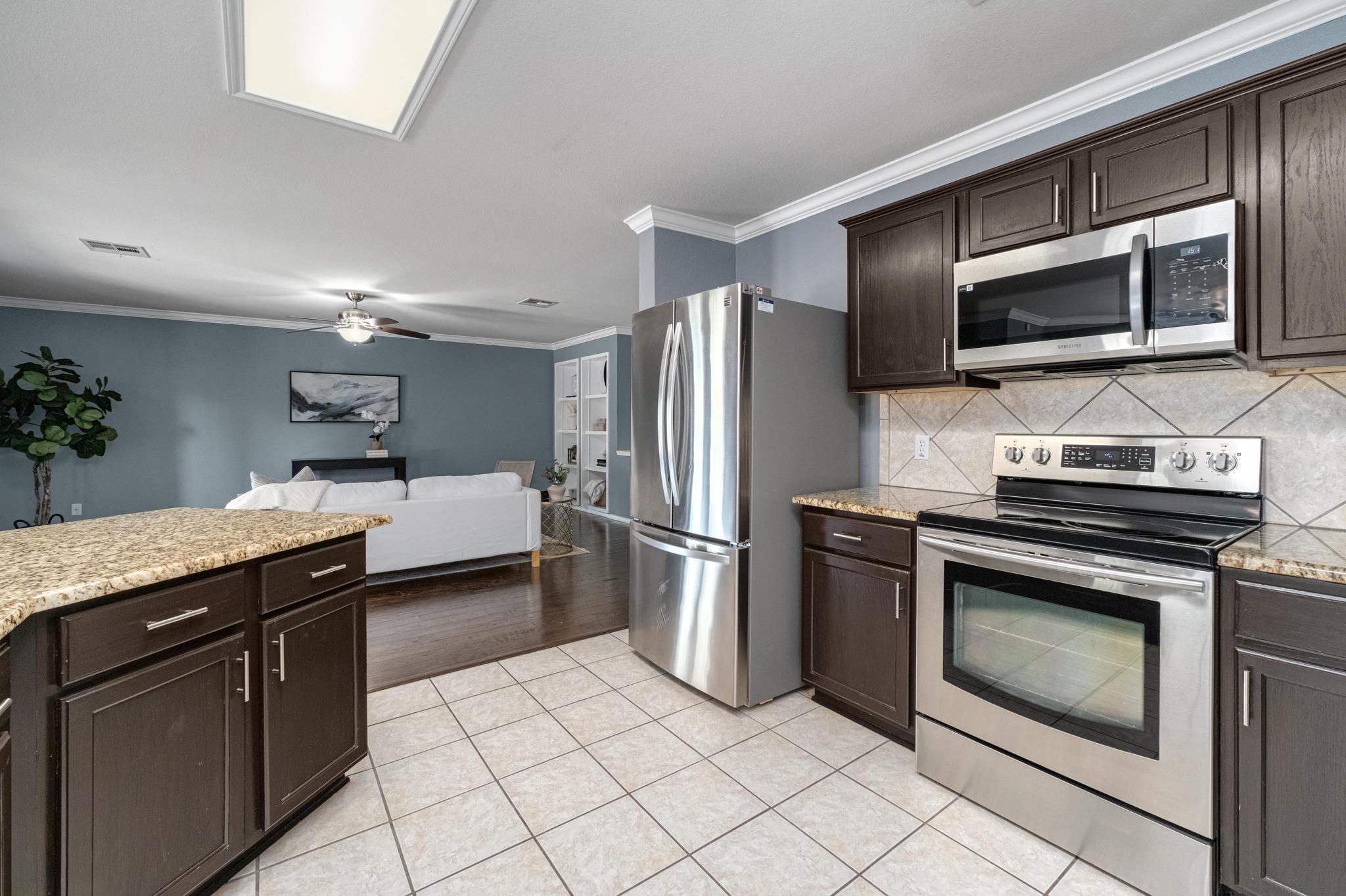 2211  Kimra Ln, photo 10