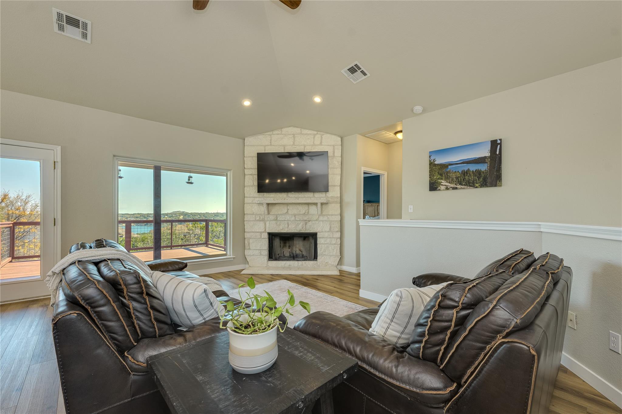 330  Southwind Rd, photo 8