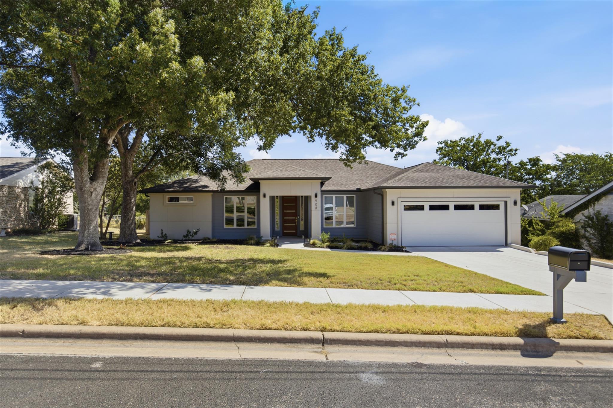908  Rocky Spring Rd, photo 4