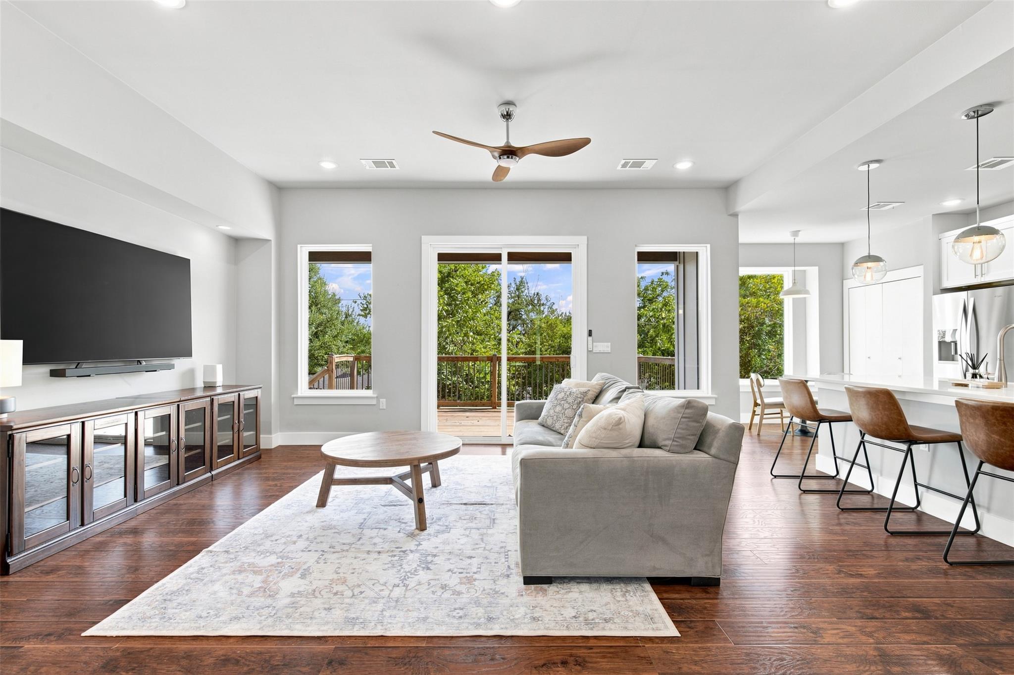 908  Rocky Spring Rd, photo 10