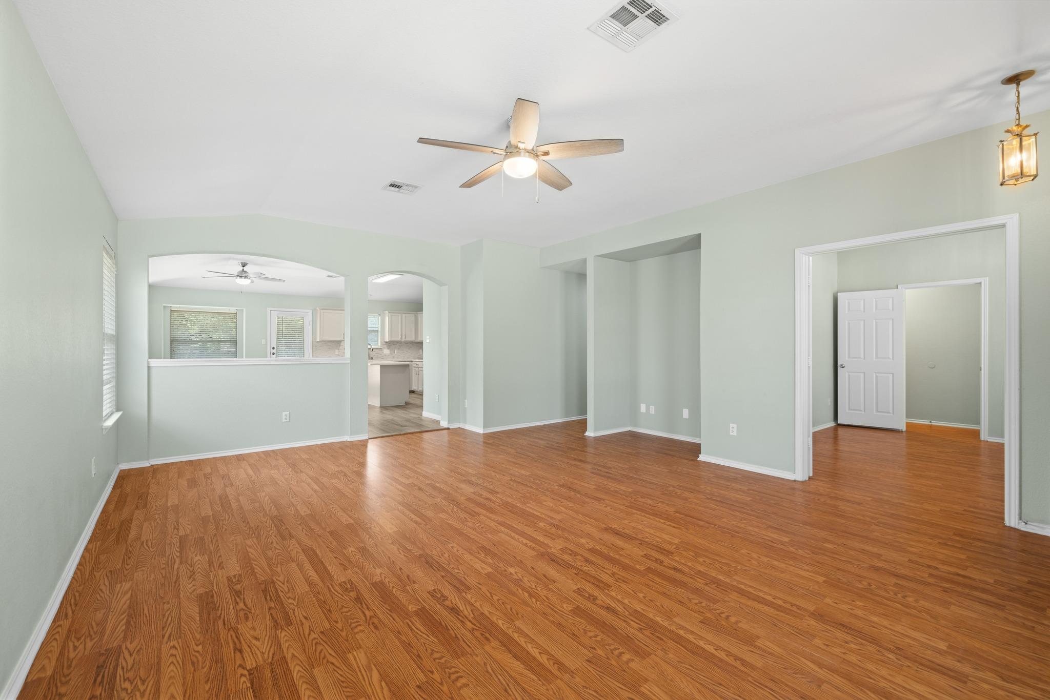 3233  Winding River Trl, photo 8