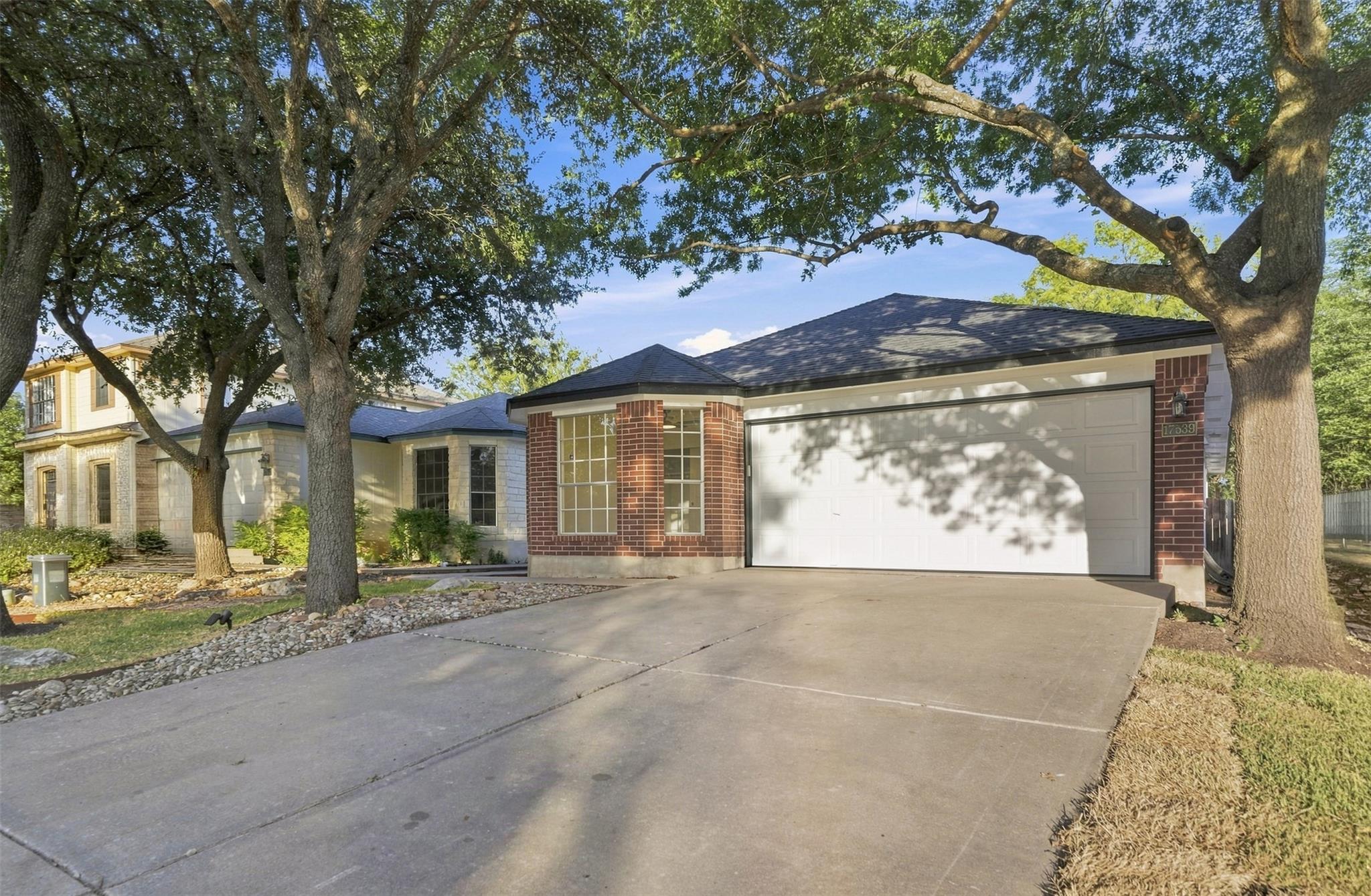17539  Bishopsgate Dr, photo 2