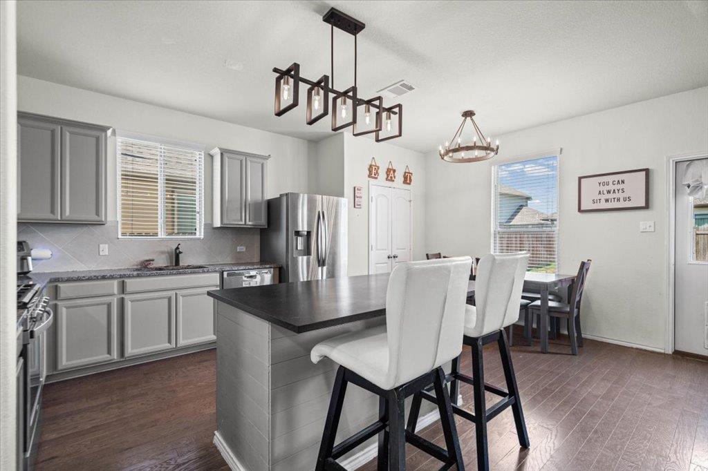 404  Perryville Loop, photo 6
