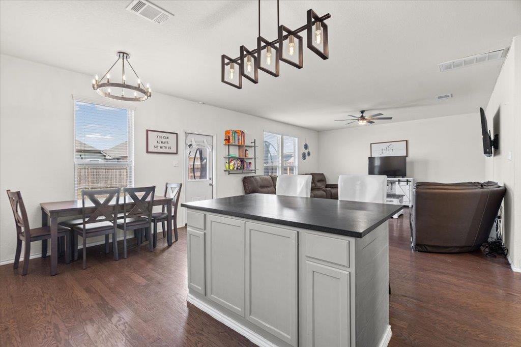 404  Perryville Loop, photo 8