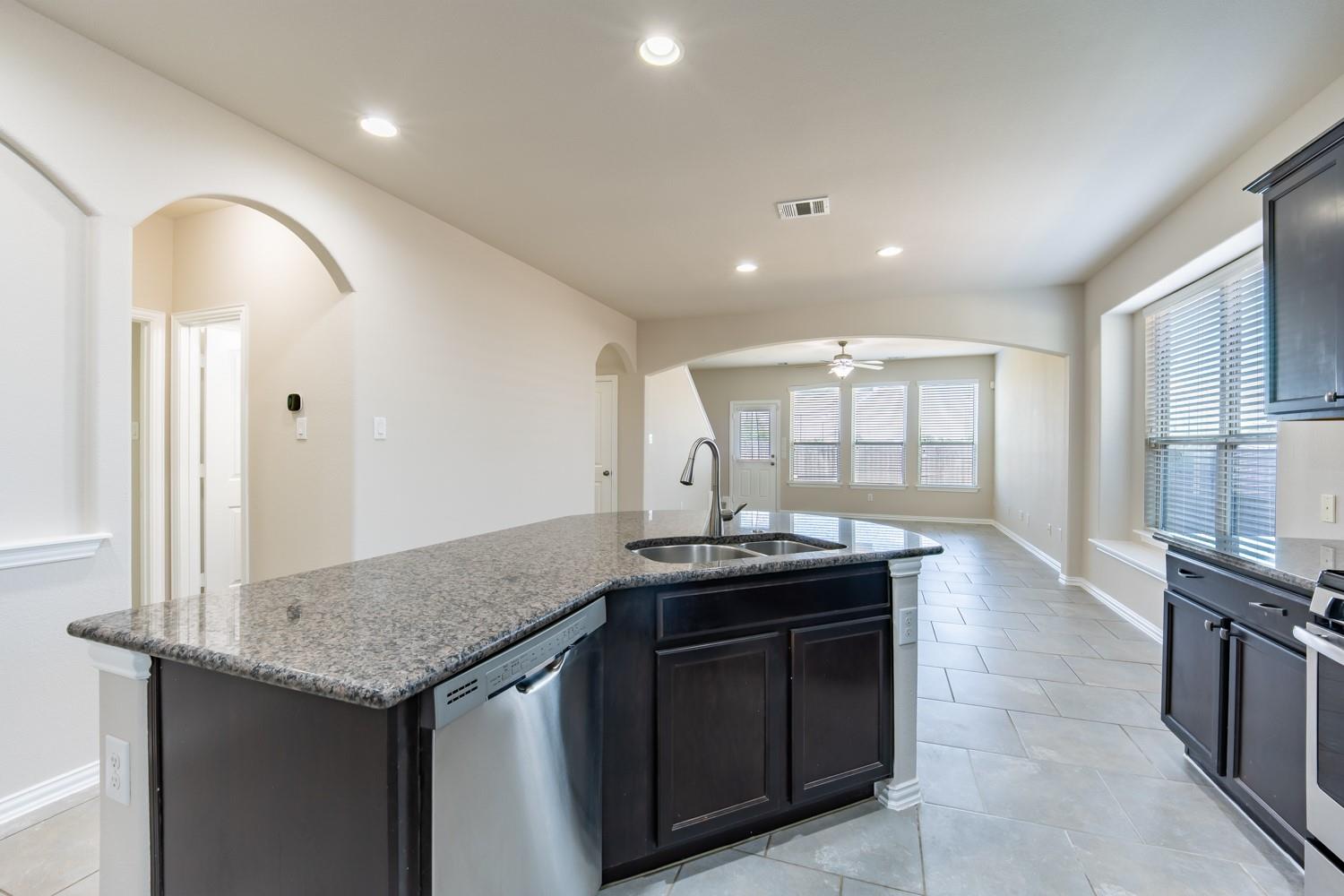 2604  Auburn Chestnut Ln, photo 8