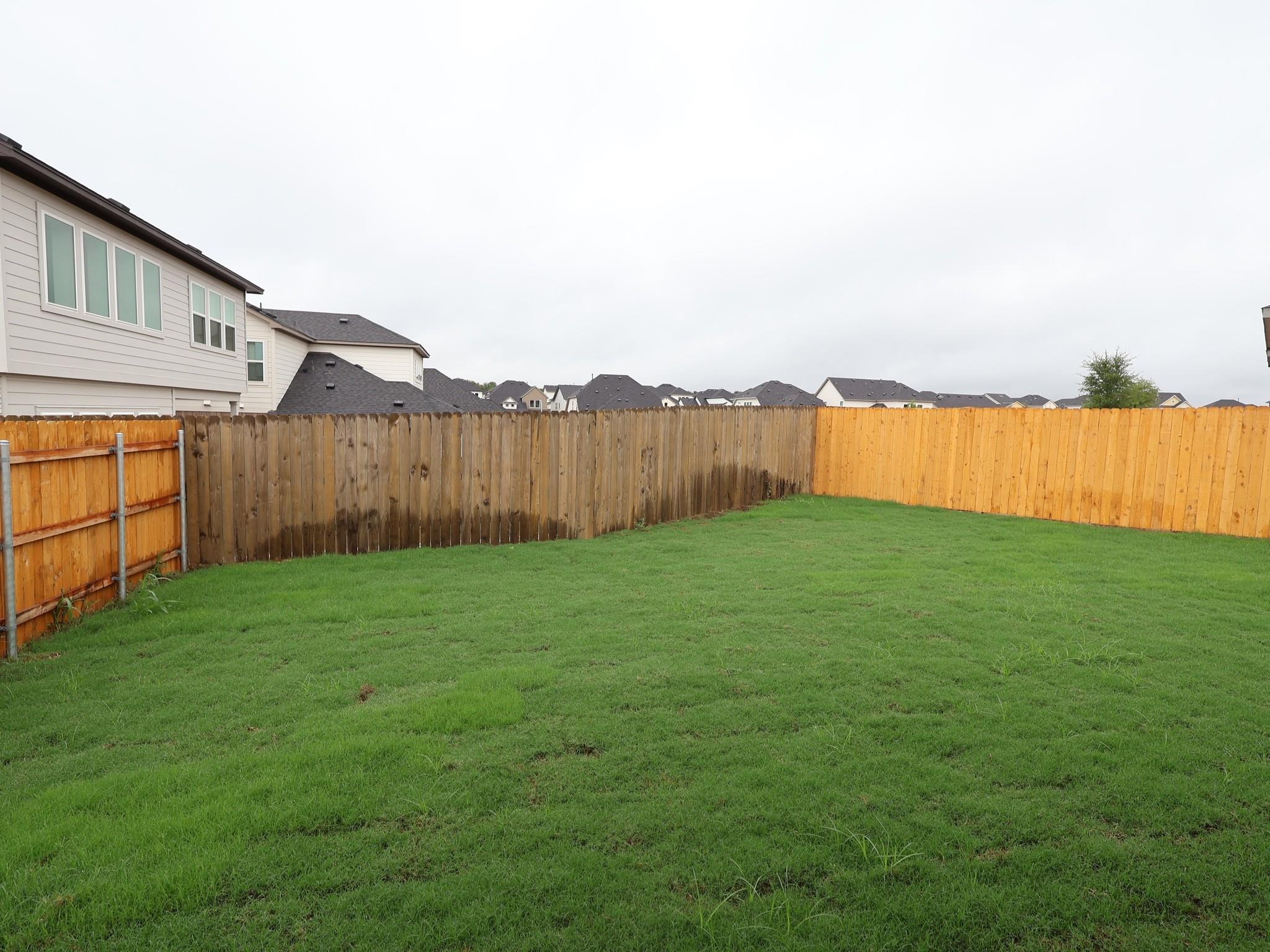 804  Corvallis Dr, photo 3