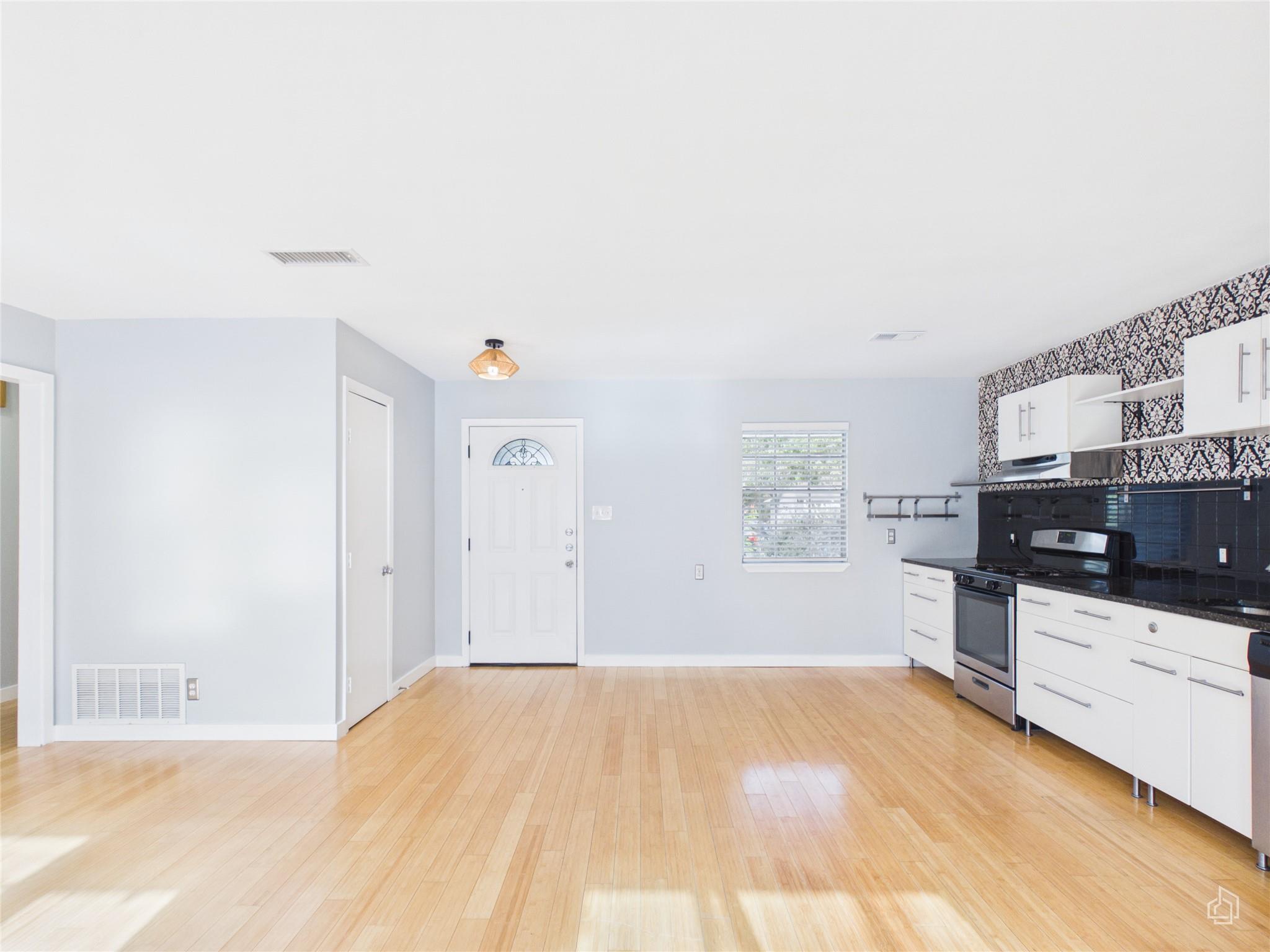 4907  Manchester Cir, photo 6
