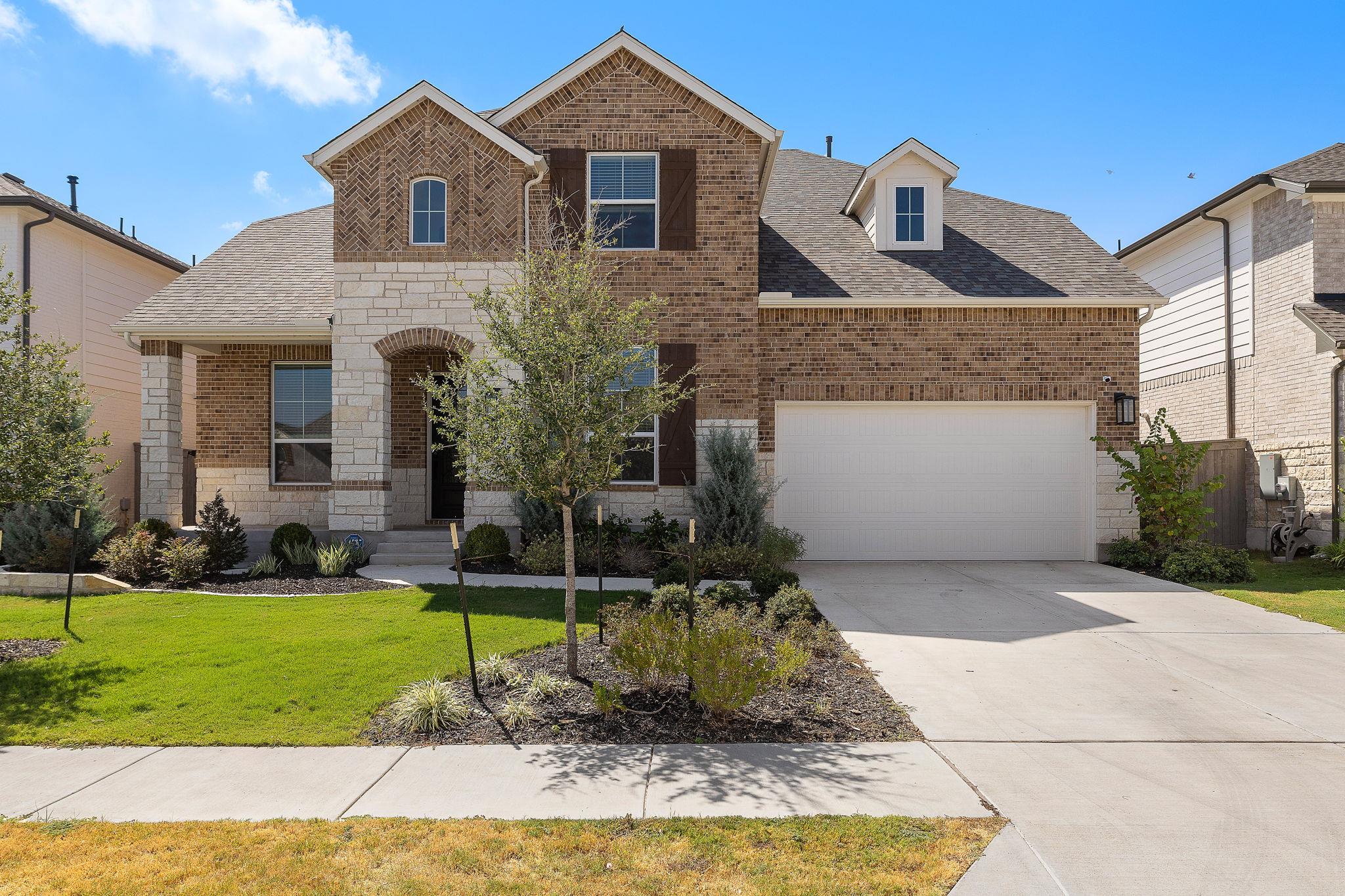 912  Rock Daisy Trl, photo 2