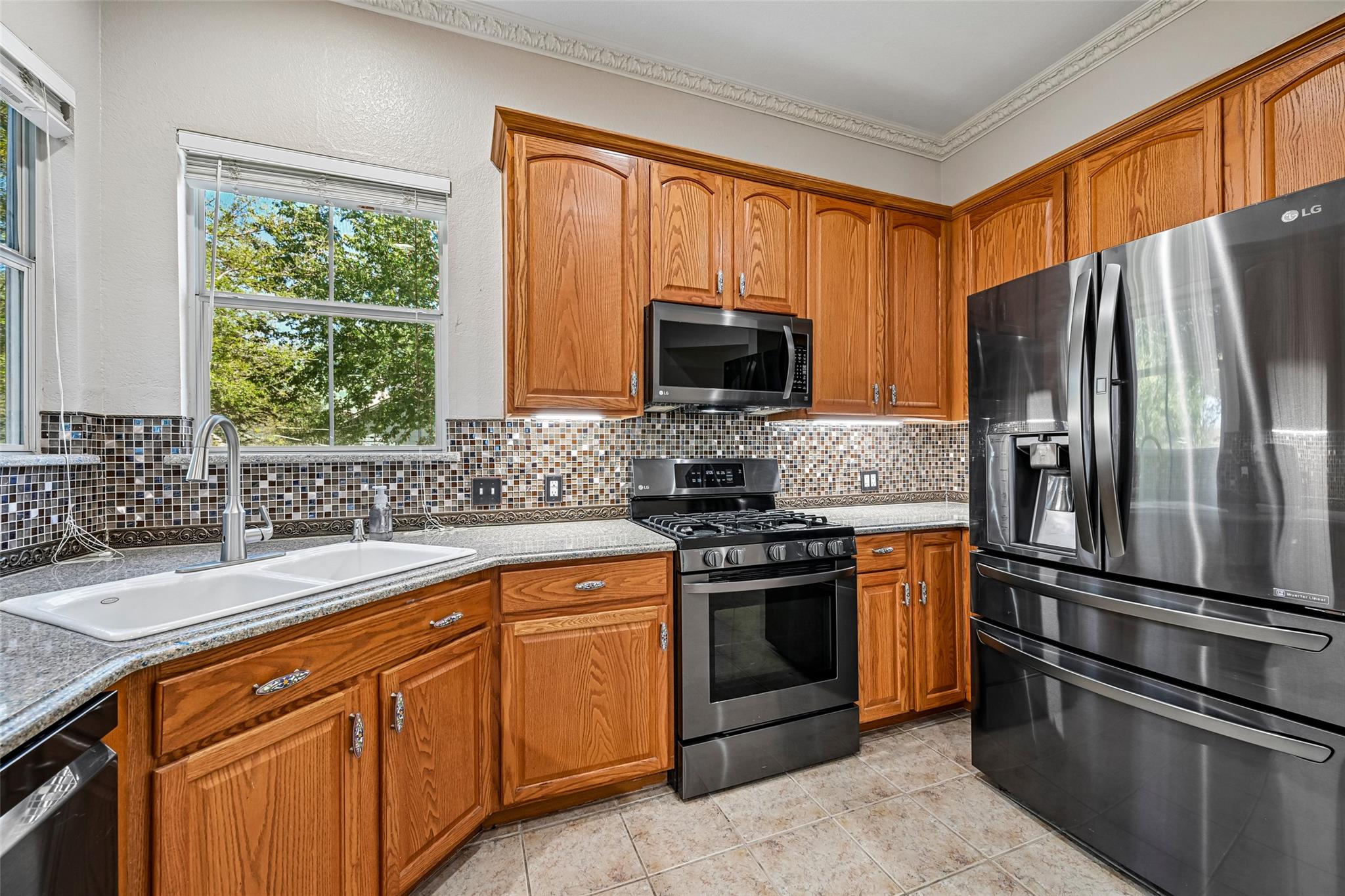 6025  Hartson None, photo 5