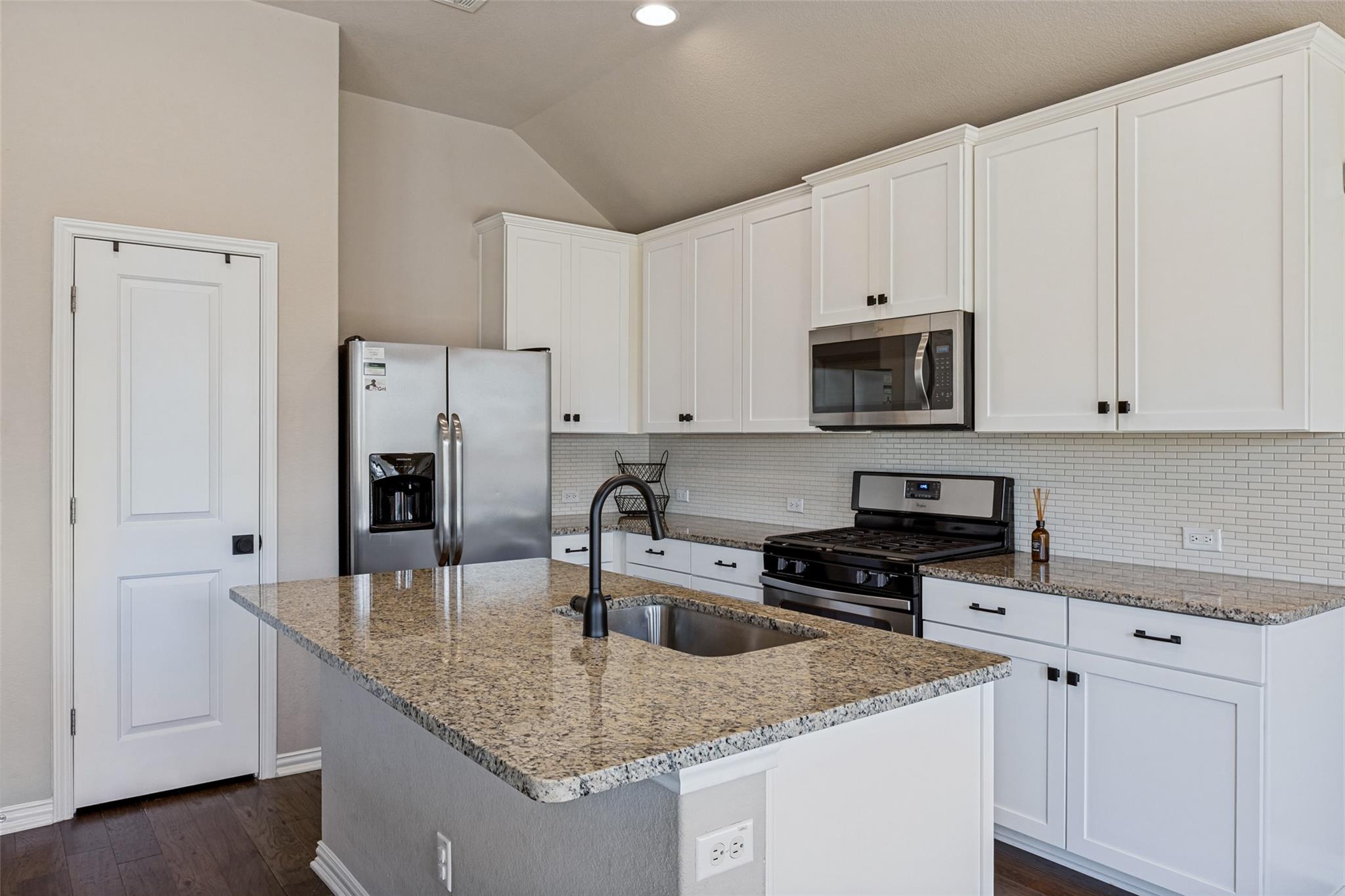 2224  Bonavista Way, photo 12