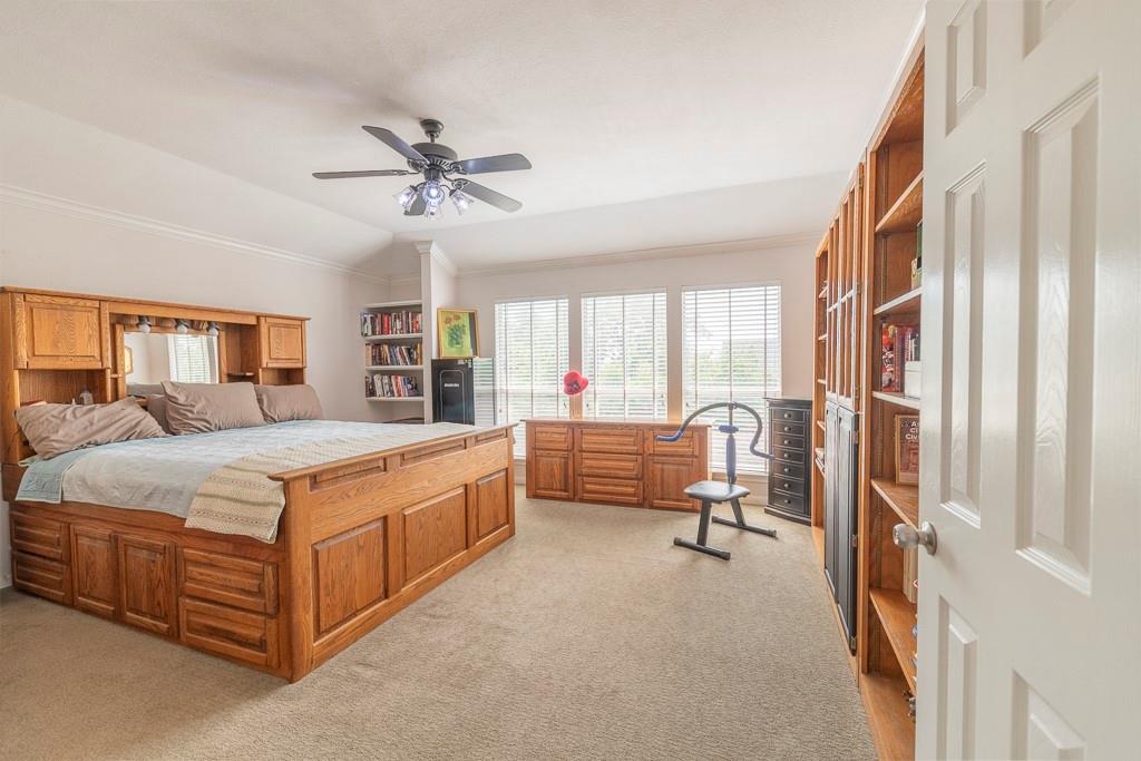 232  Village Commons Blvd, photo 2