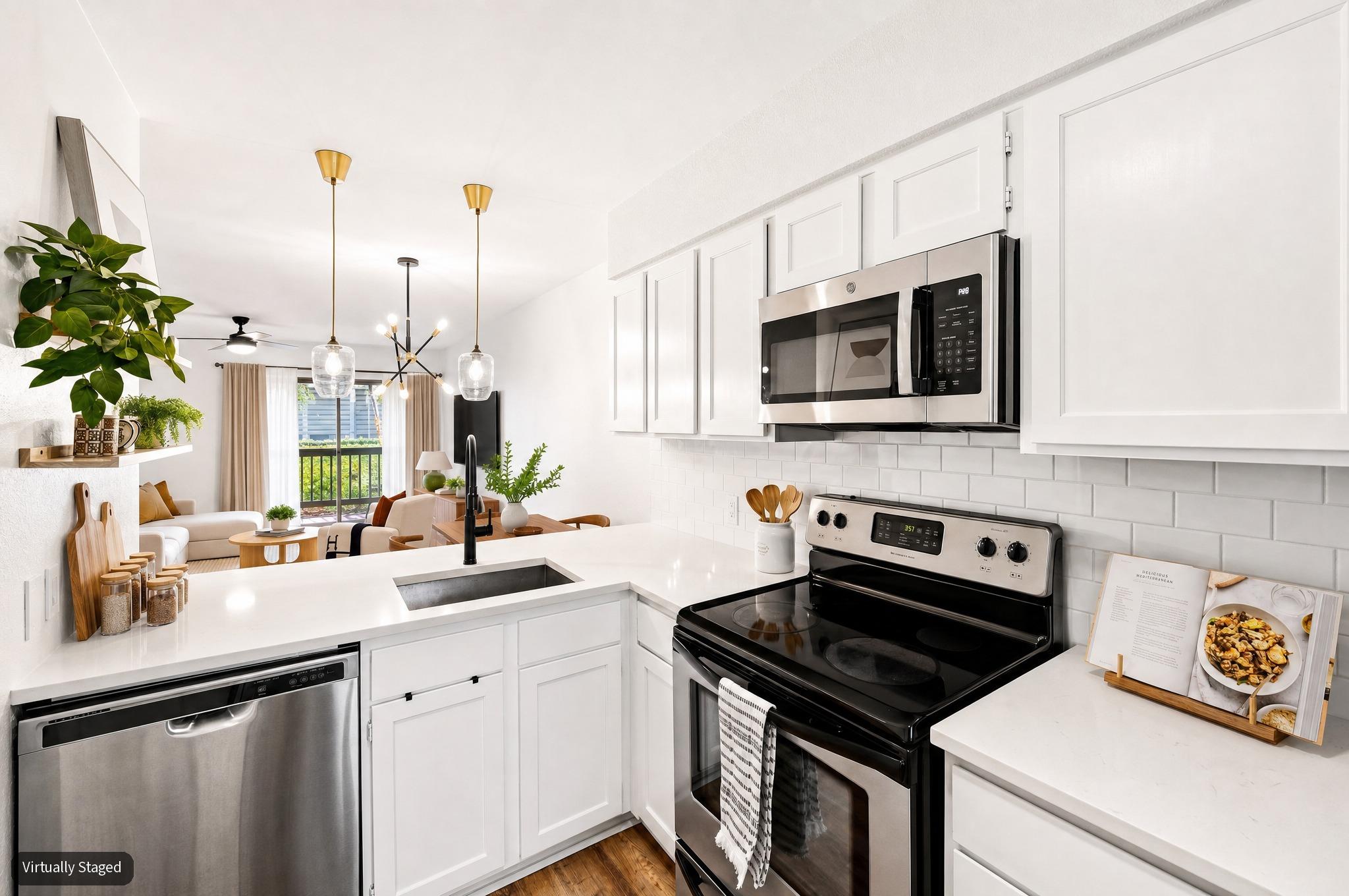 2215  Post Rd  #1039, photo 2