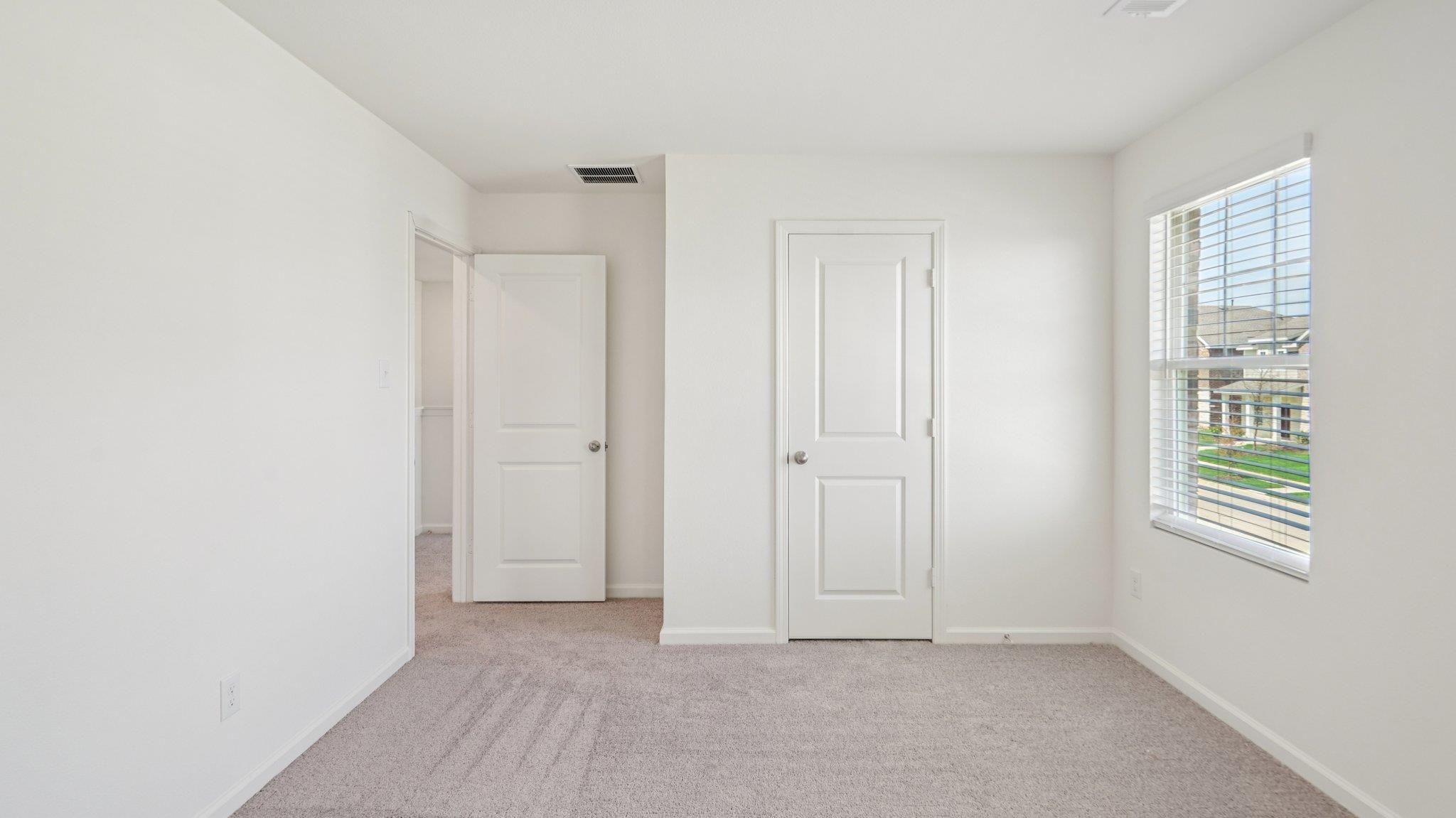 108 Mullen Way photo 4