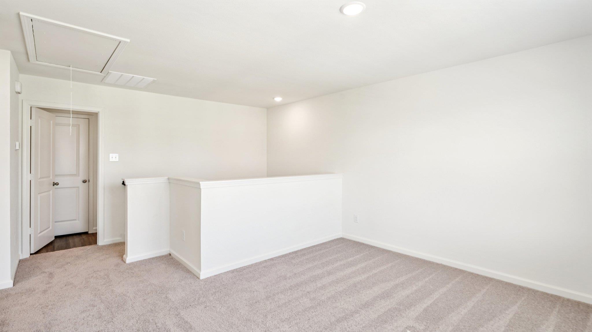 108 Mullen Way photo 8