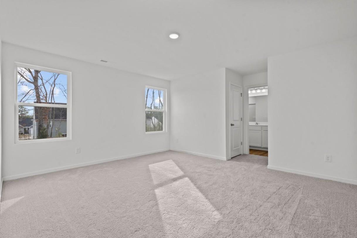 316 Sieders St photo 9