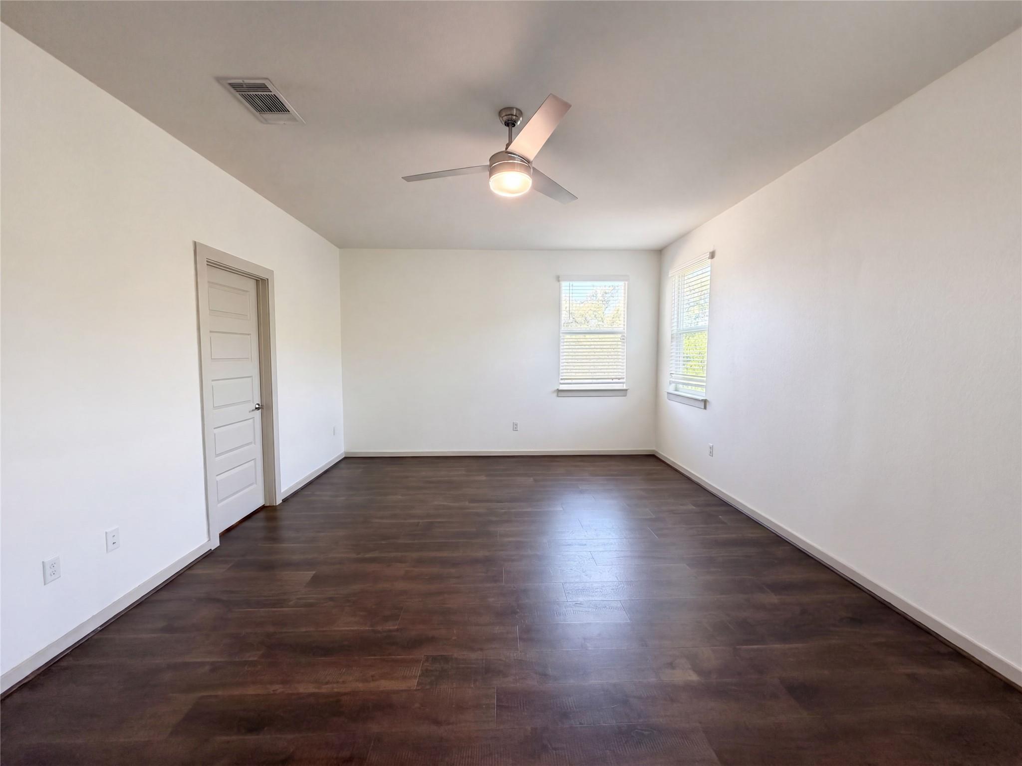 204  Florenz Ln, photo 4