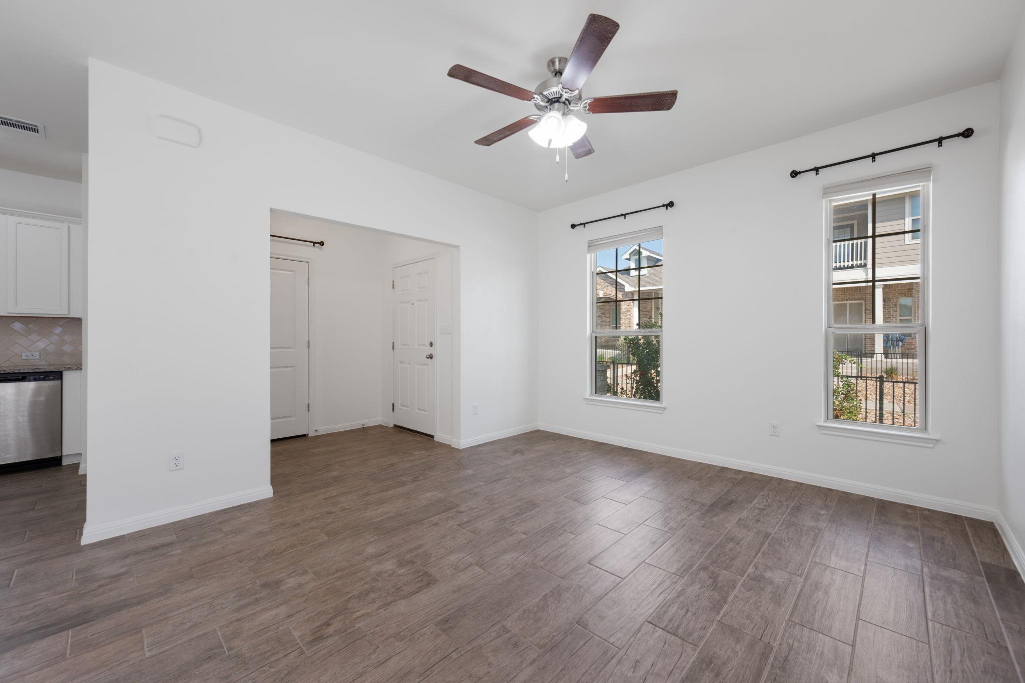 2805  Seneca Path  #31, photo 10
