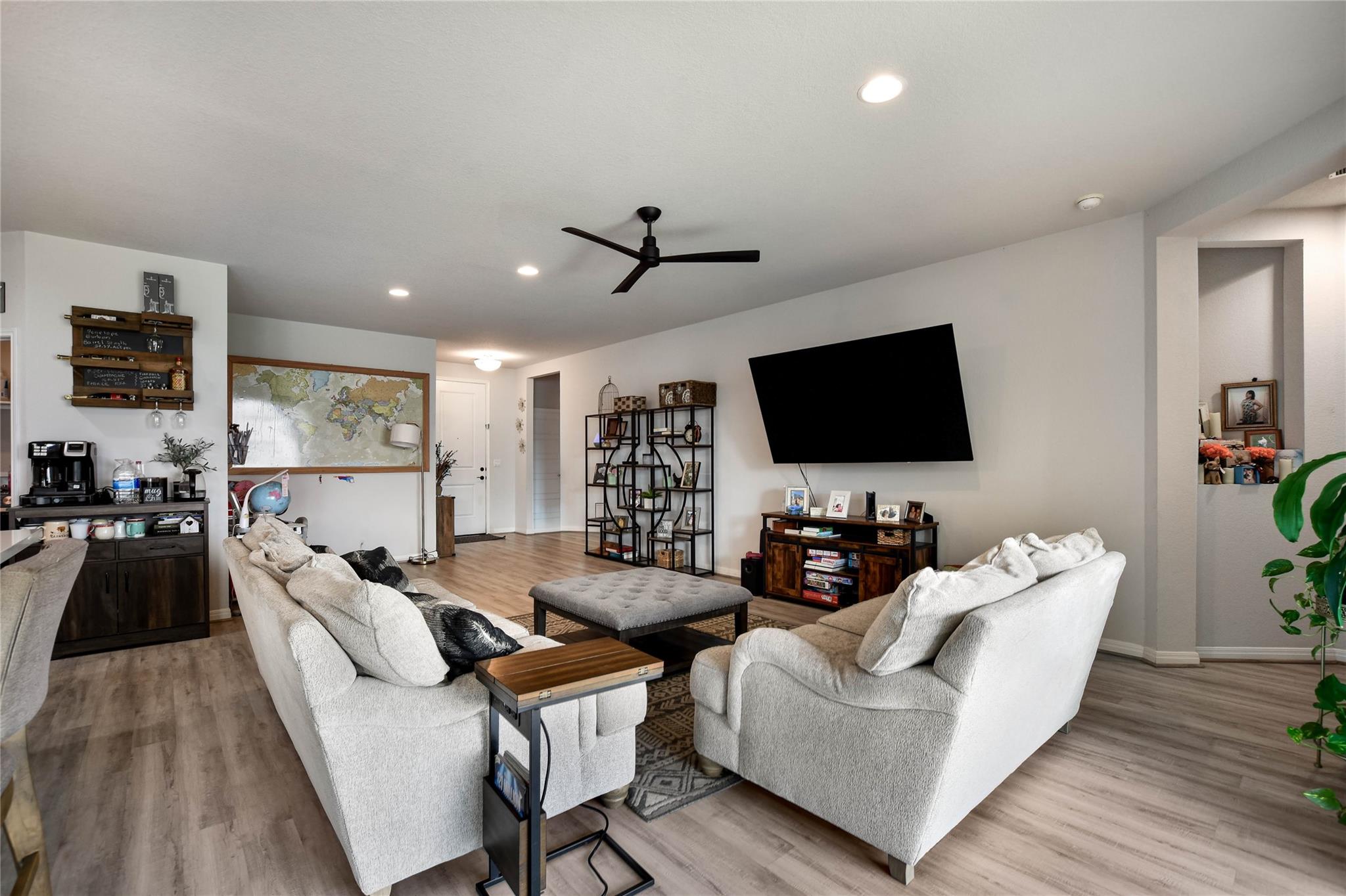 104  Peach Flat Ct, photo 5