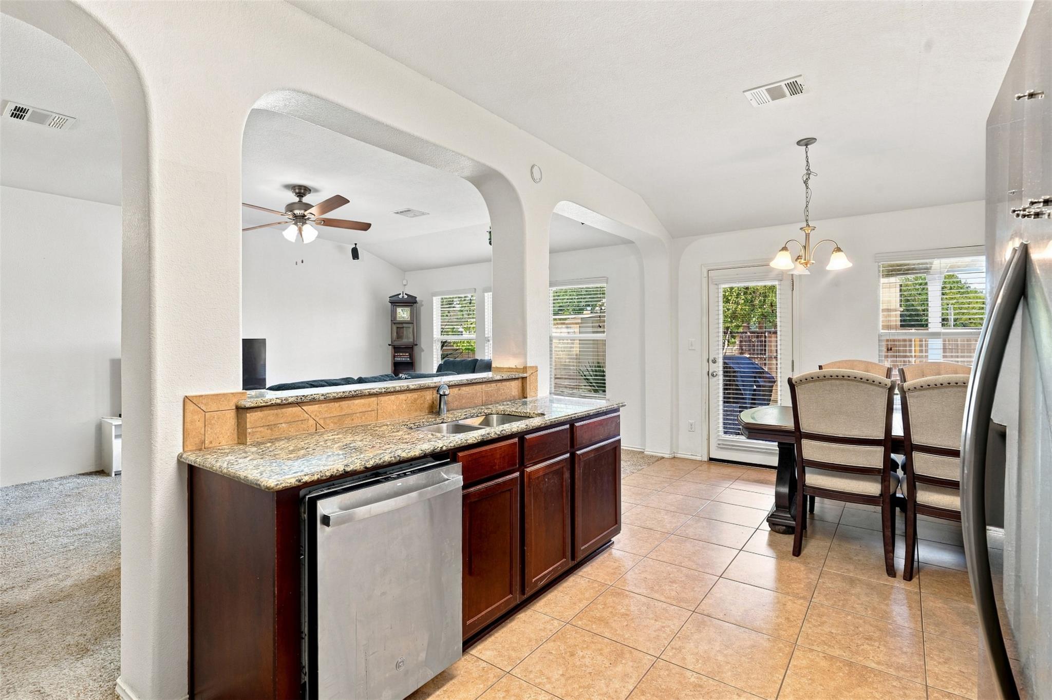 100  Quarry Ln, photo 5